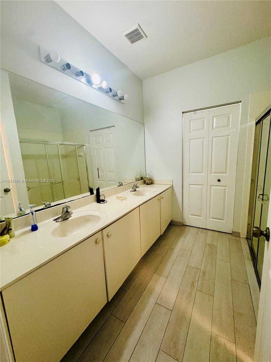 Small Image of 2161 NORTH WEST 54TH AVE, Lauderhill Number 22