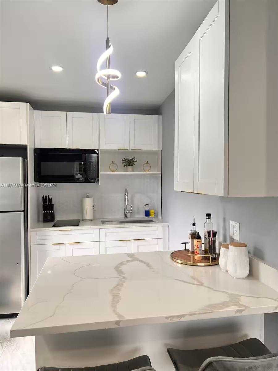 Small Image of 1906 SOUTH WEST 28TH ST, Fort Lauderdale Number 37
