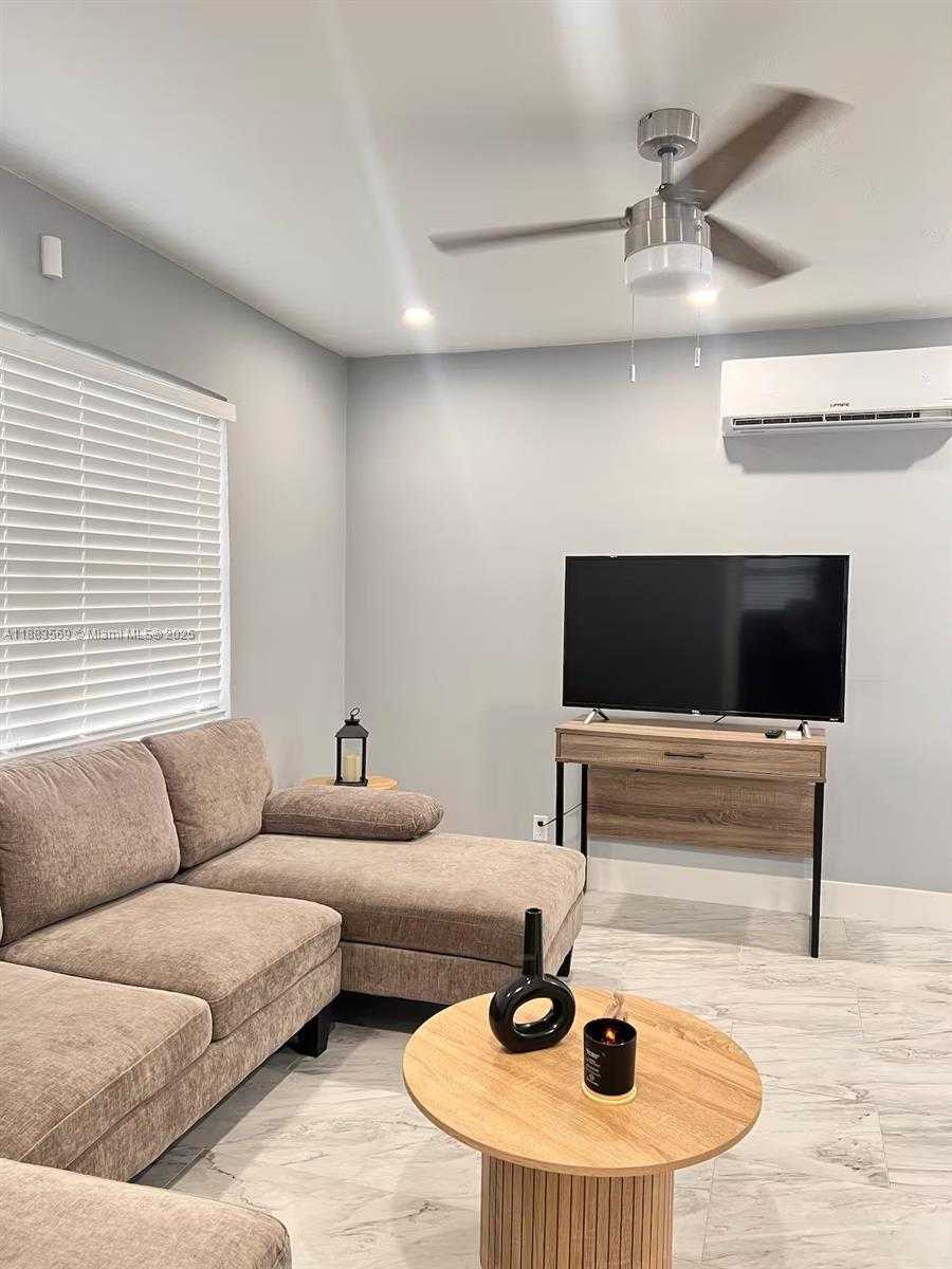 Small Image of 1906 SOUTH WEST 28TH ST, Fort Lauderdale Number 41