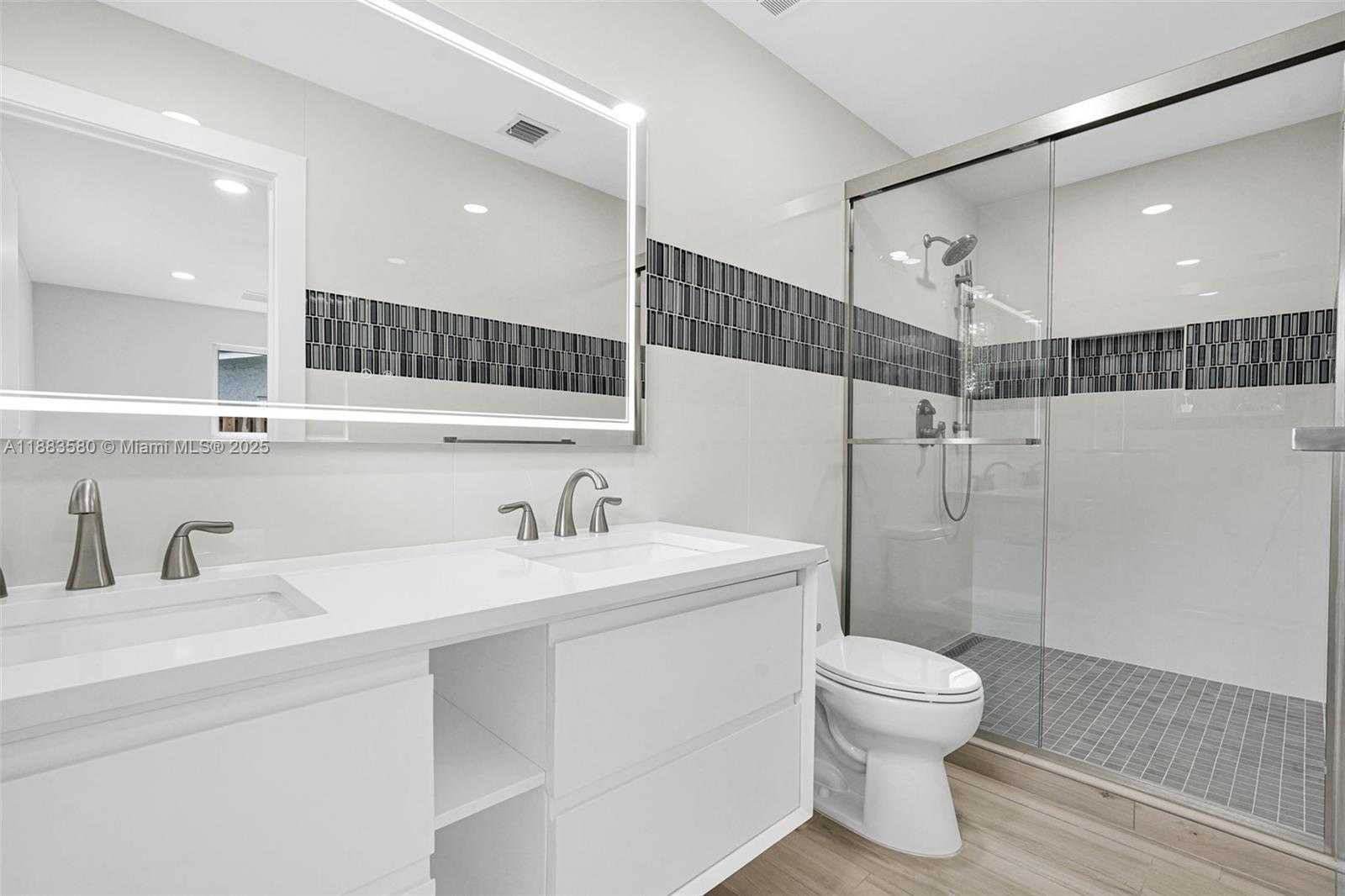 Small Image of 3805 LINCOLN ST, Hollywood Number 18