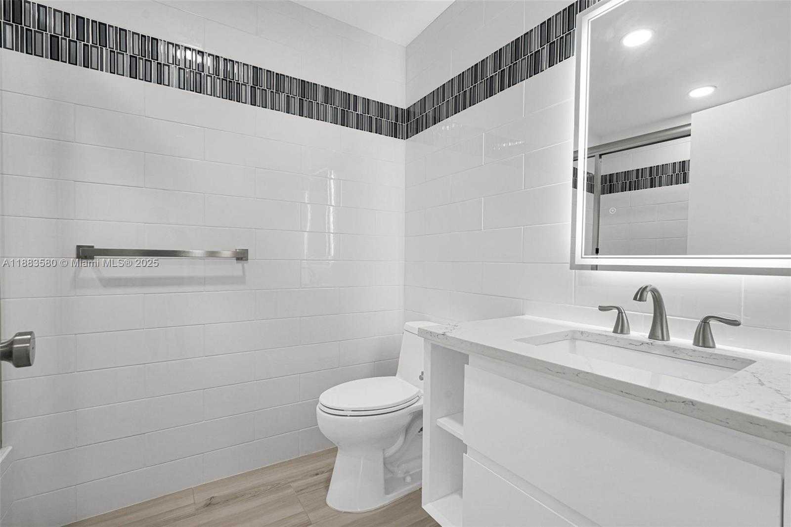 Small Image of 3805 LINCOLN ST, Hollywood Number 23