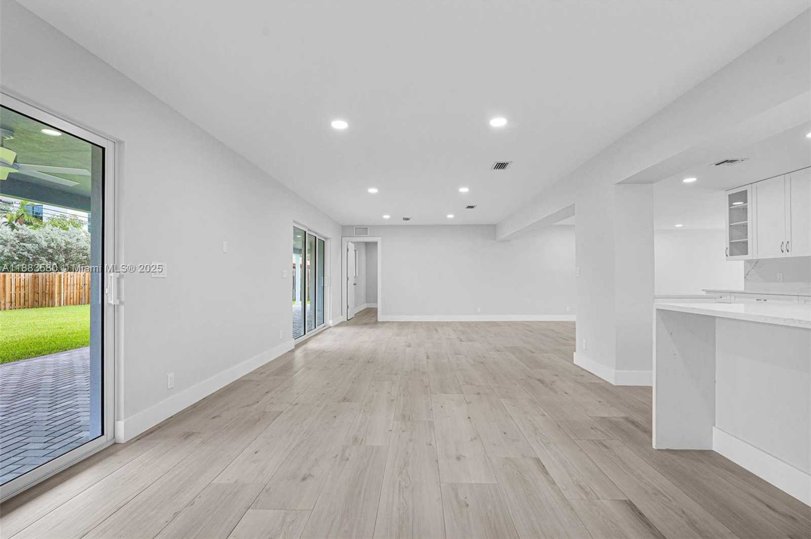 Small Image of 3805 LINCOLN ST, Hollywood Number 38