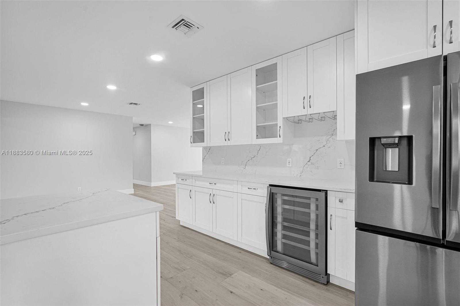 Small Image of 3805 LINCOLN ST, Hollywood Number 40