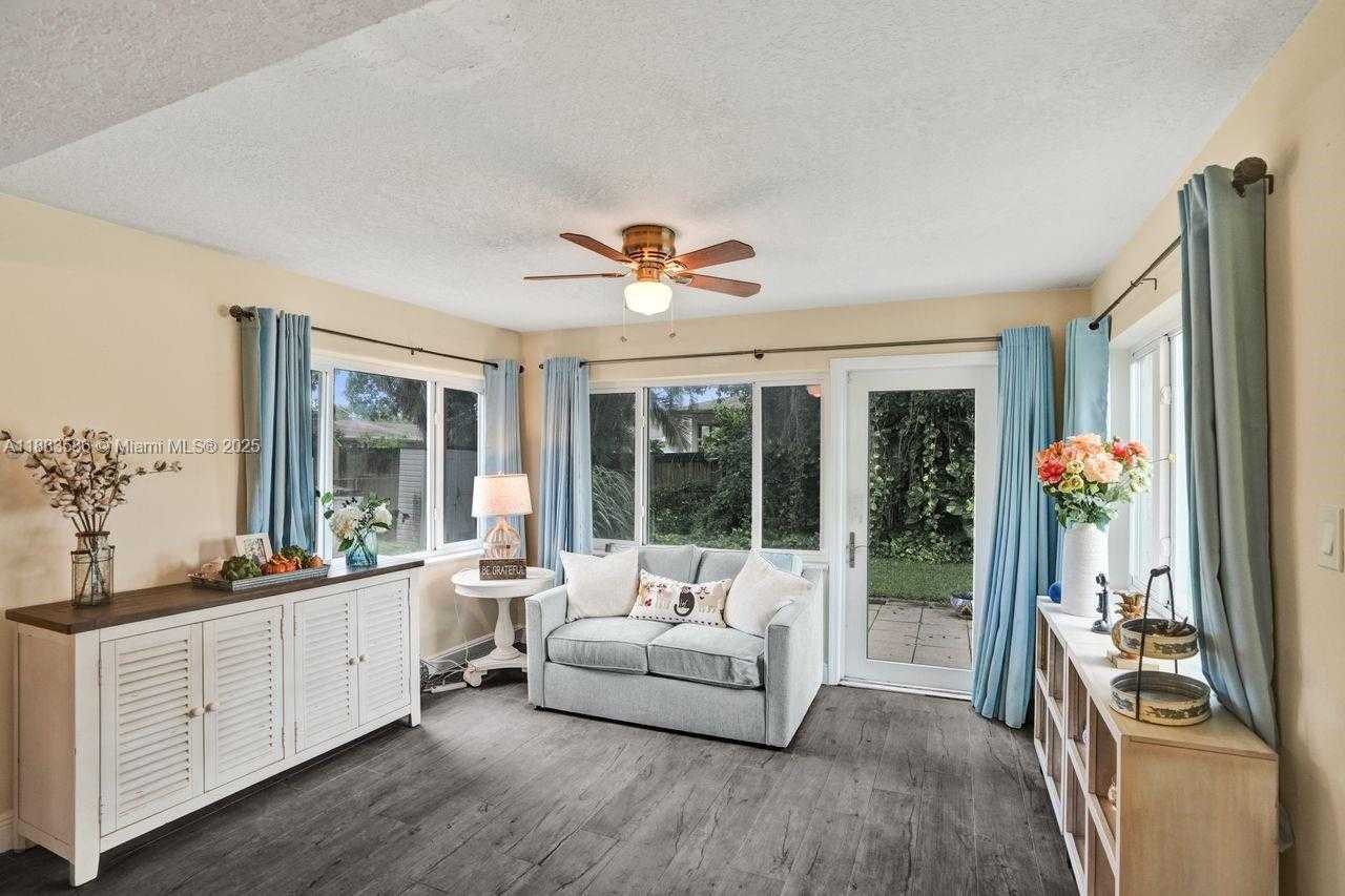 Small Image of 1110 SOUTH WEST 32ND ST, Fort Lauderdale Number 11