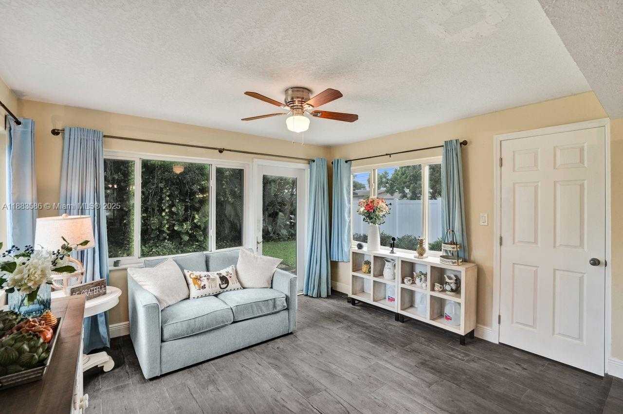 Small Image of 1110 SOUTH WEST 32ND ST, Fort Lauderdale Number 12