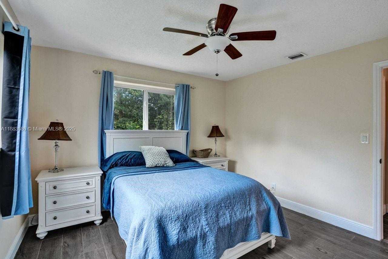 Small Image of 1110 SOUTH WEST 32ND ST, Fort Lauderdale Number 21