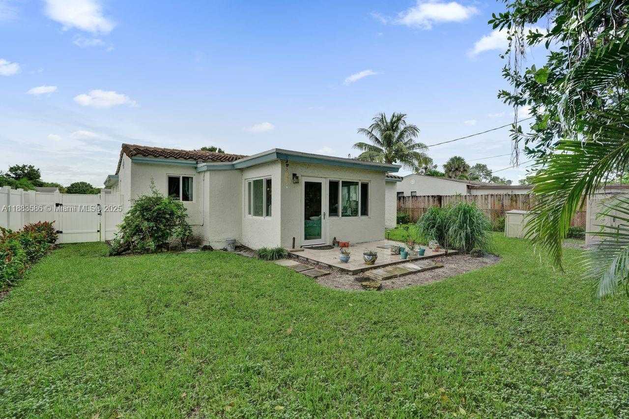 Small Image of 1110 SOUTH WEST 32ND ST, Fort Lauderdale Number 28