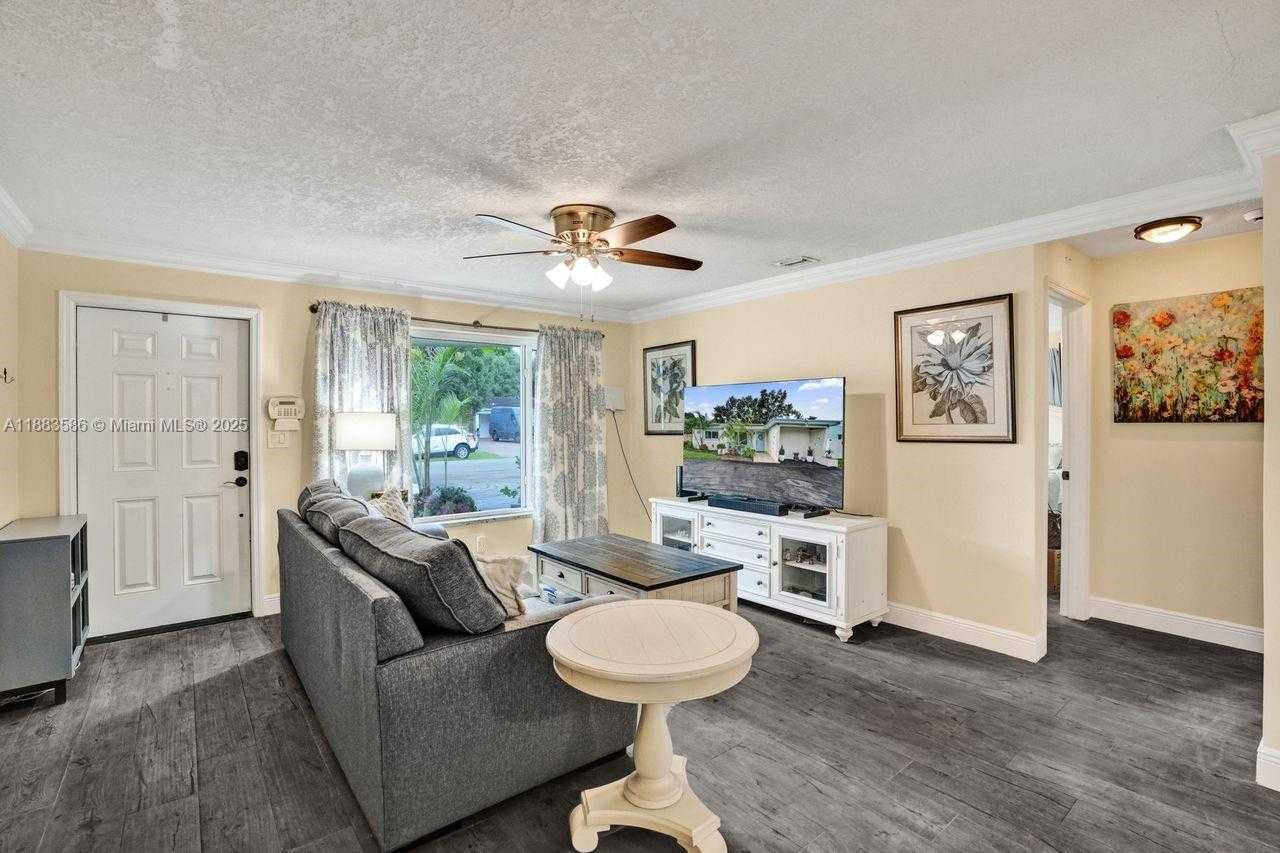 Small Image of 1110 SOUTH WEST 32ND ST, Fort Lauderdale Number 6