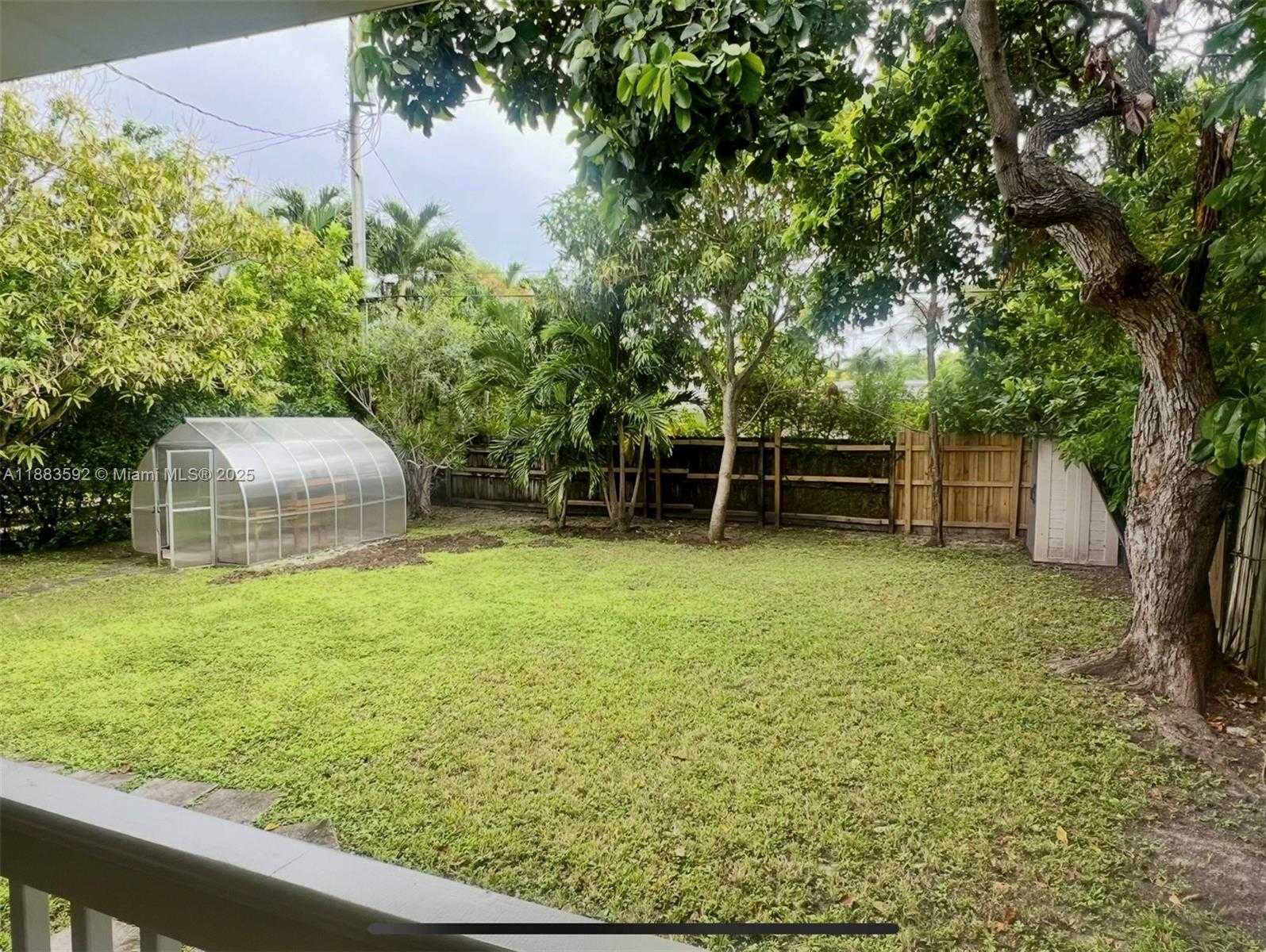 Small Image of 1154 BIARRITZ DR, Miami Beach Number 18