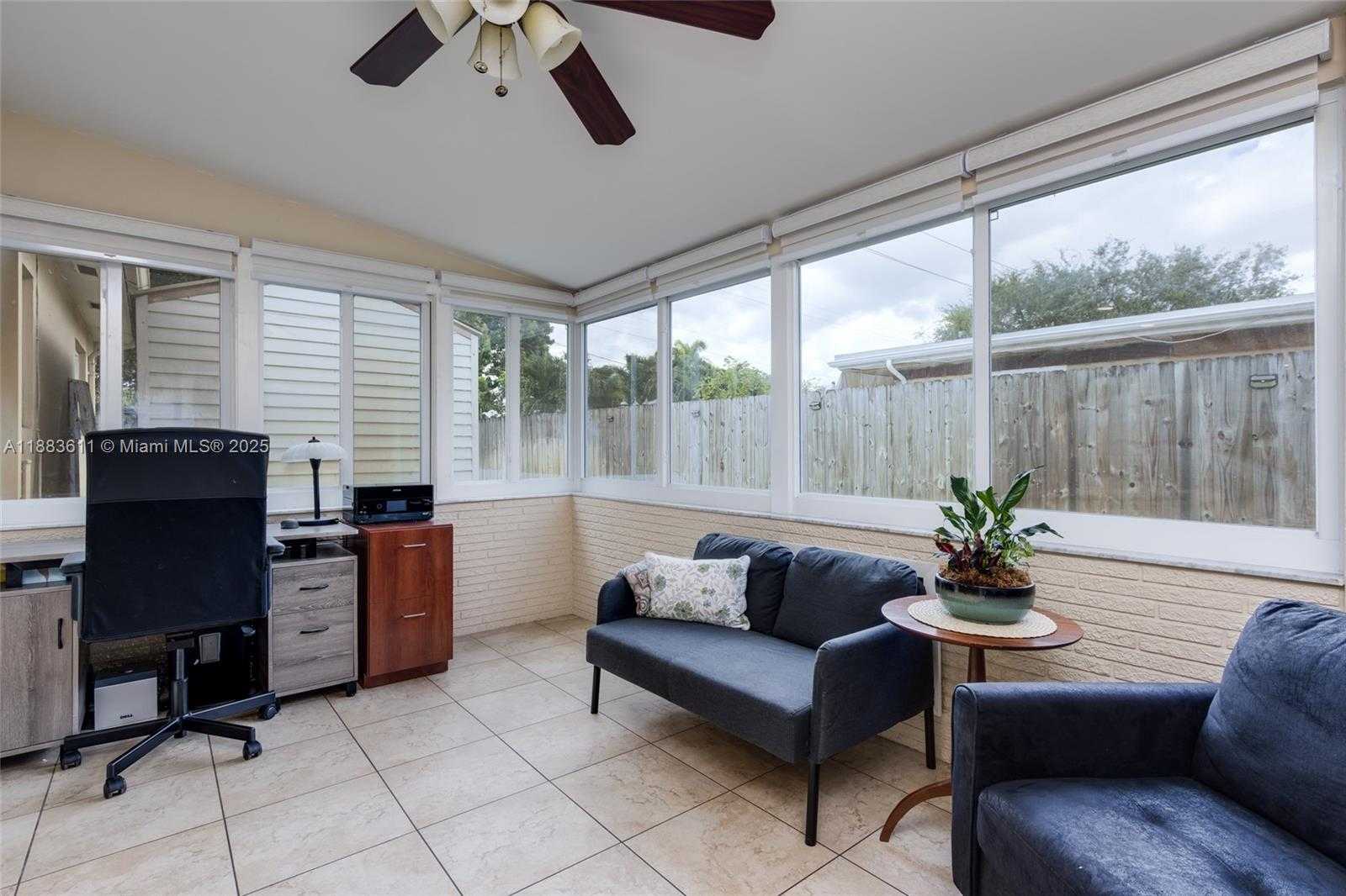 Small Image of 210 SOUTH WEST 64TH AVE, Pembroke Pines Number 12