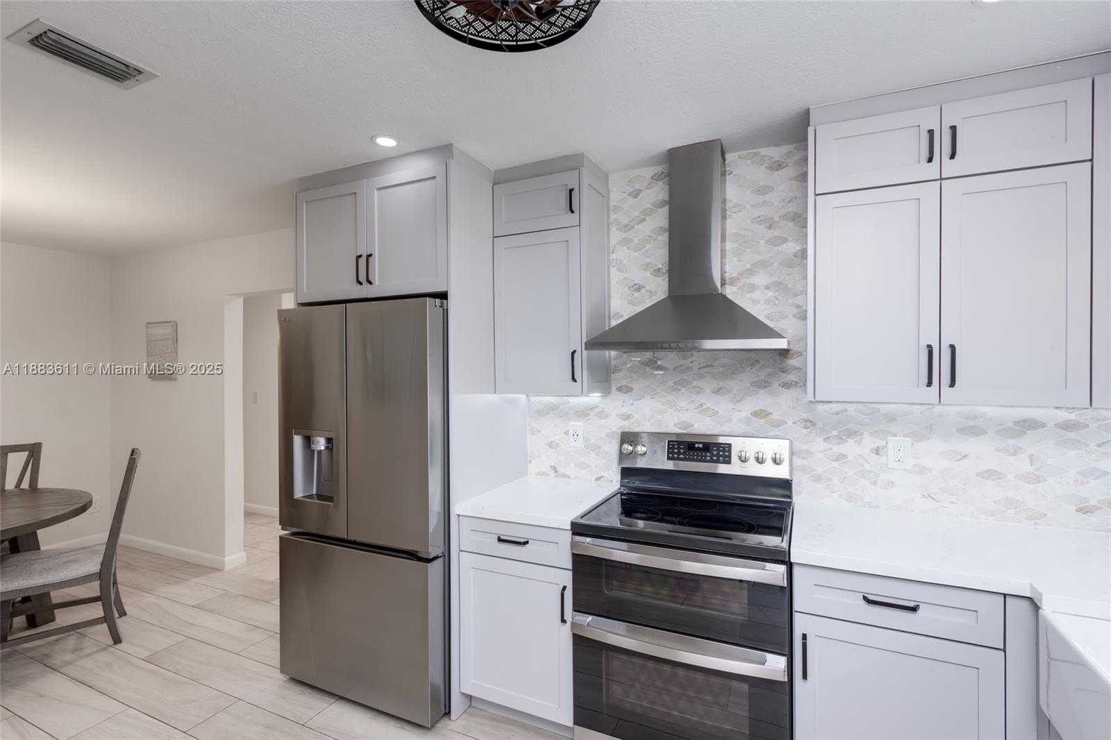 Small Image of 210 SOUTH WEST 64TH AVE, Pembroke Pines Number 3