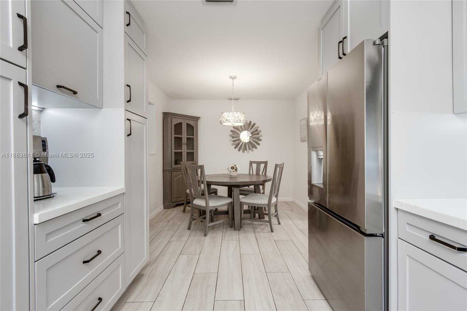 Small Image of 210 SOUTH WEST 64TH AVE, Pembroke Pines Number 6
