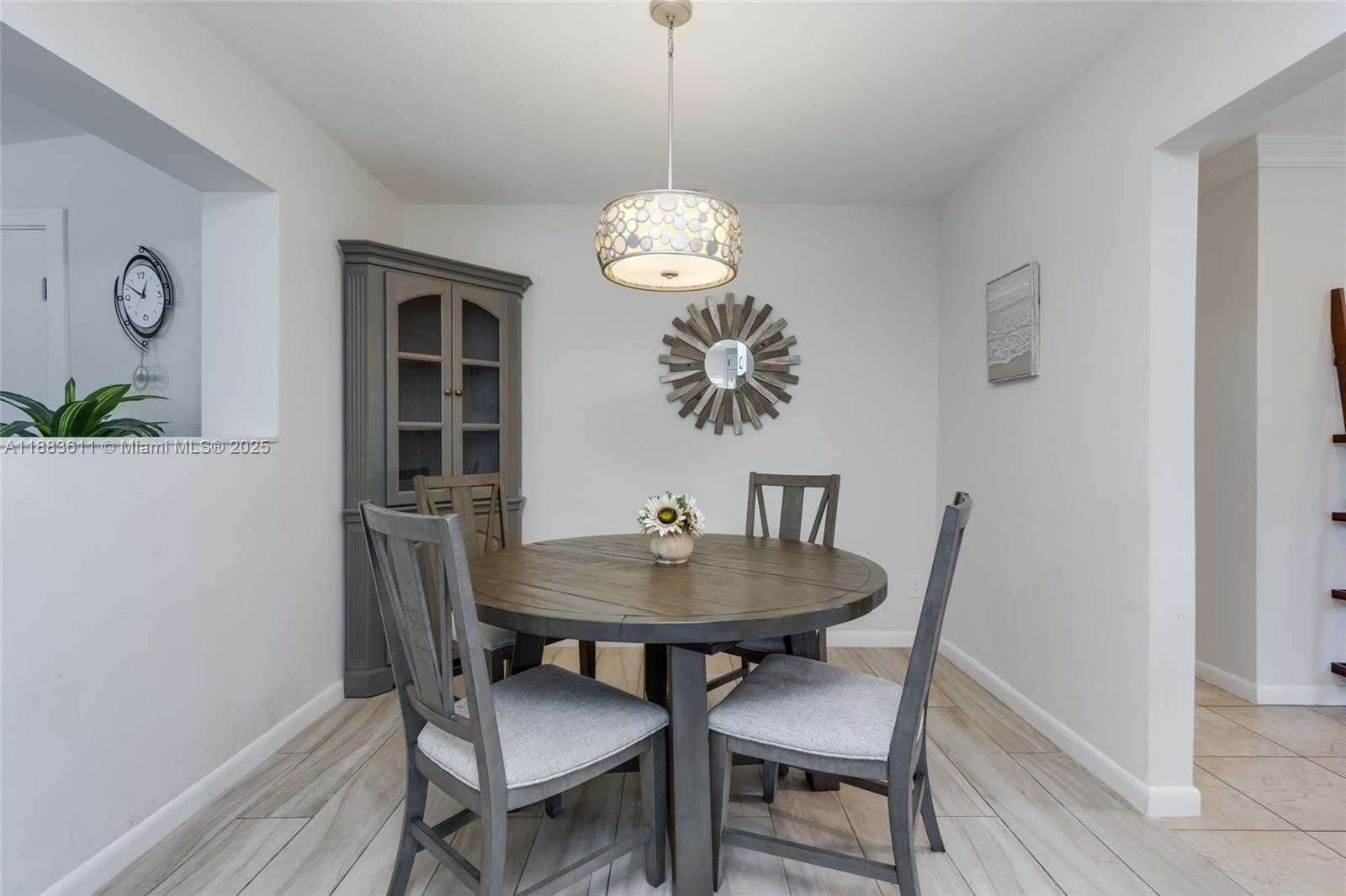 Small Image of 210 SOUTH WEST 64TH AVE, Pembroke Pines Number 8