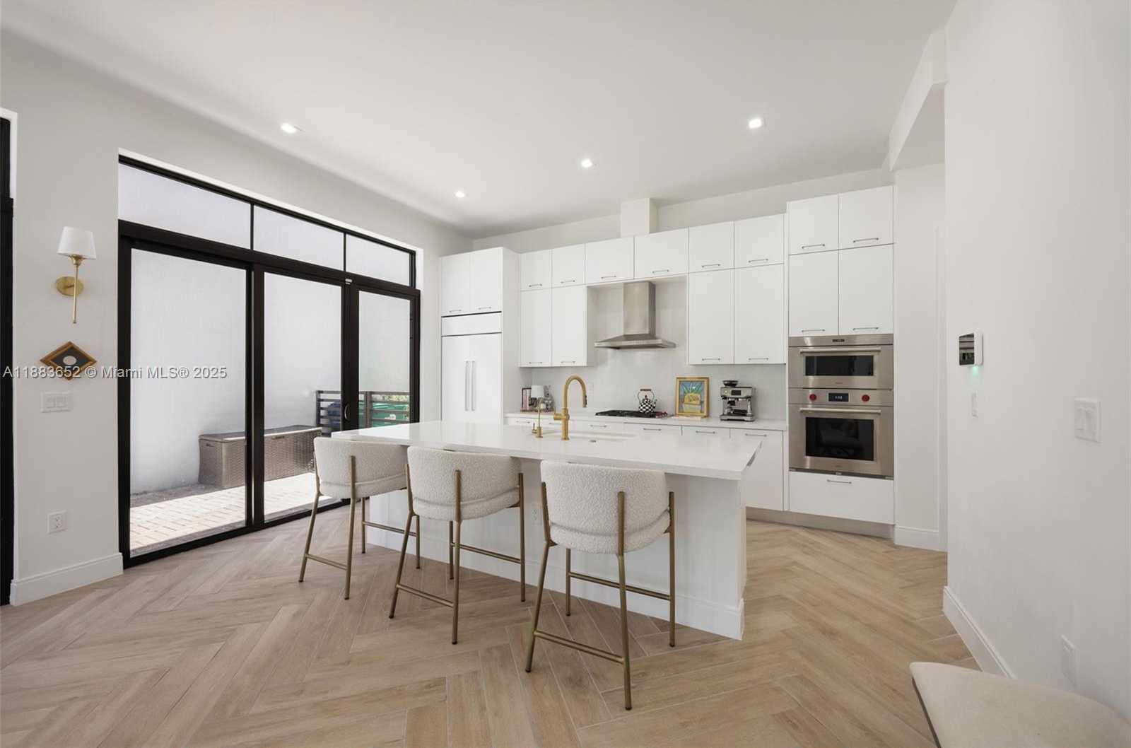 Small Image of 8026 NORTH WEST 43RD ST, Doral Number 6