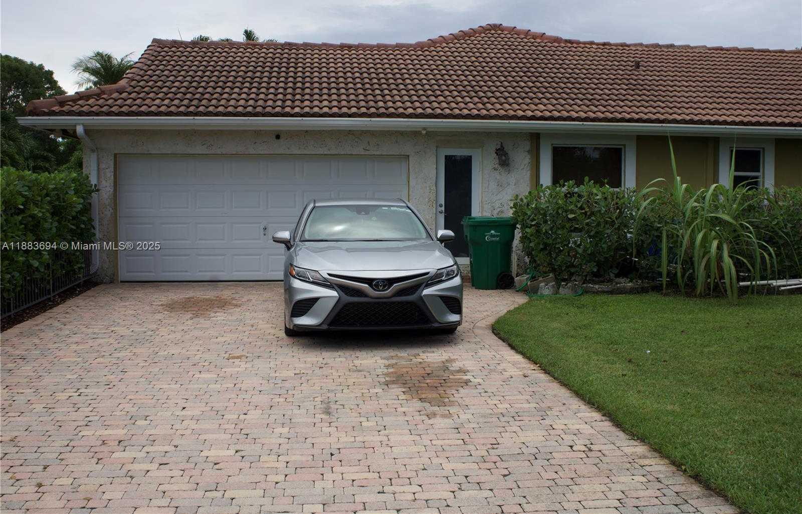 Small Image of 1086 NORTH WEST 113TH WAY, Coral Springs Number 13
