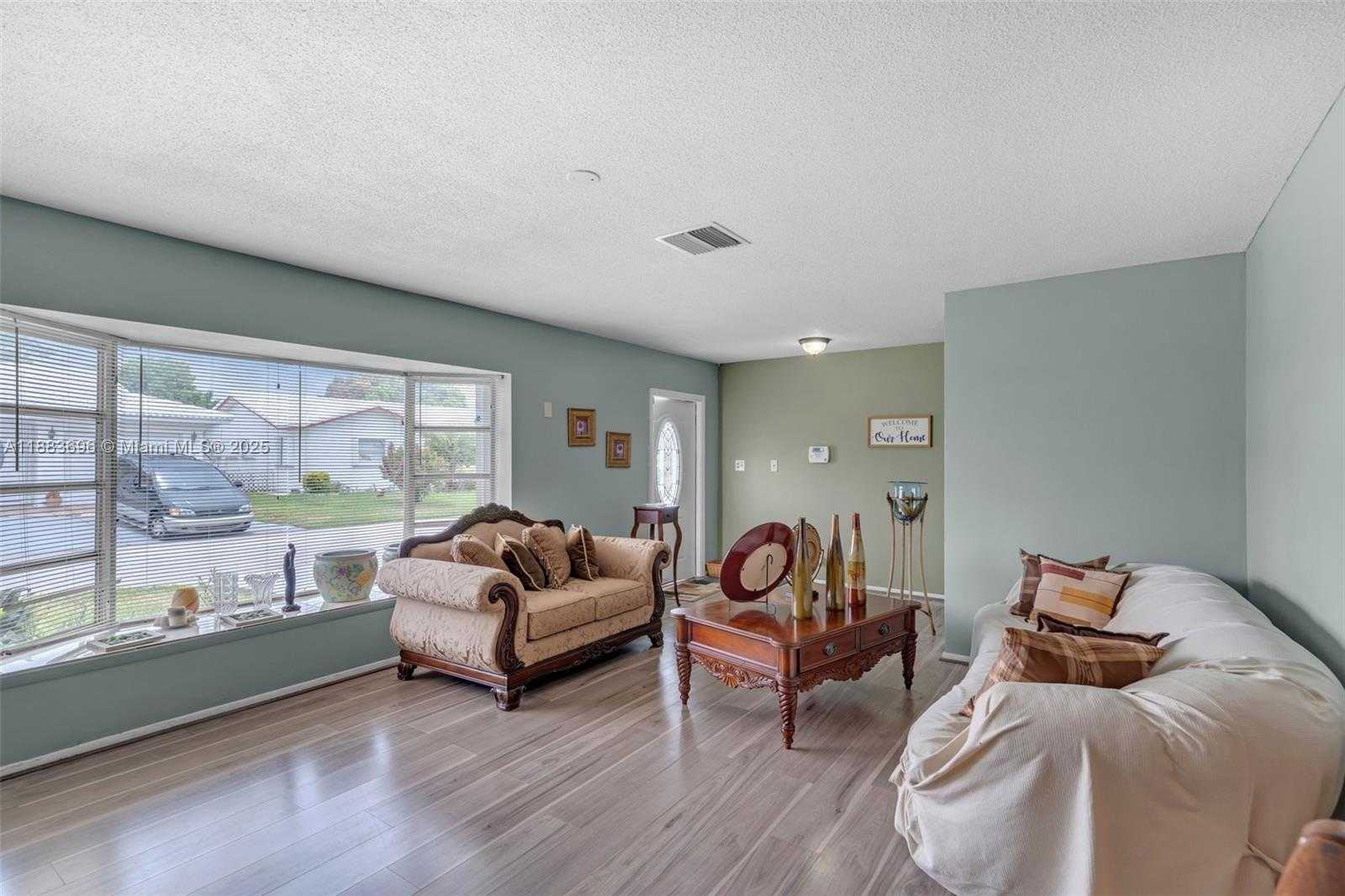 Small Image of 7500 NORTH WEST 66TH TER, Tamarac Number 11