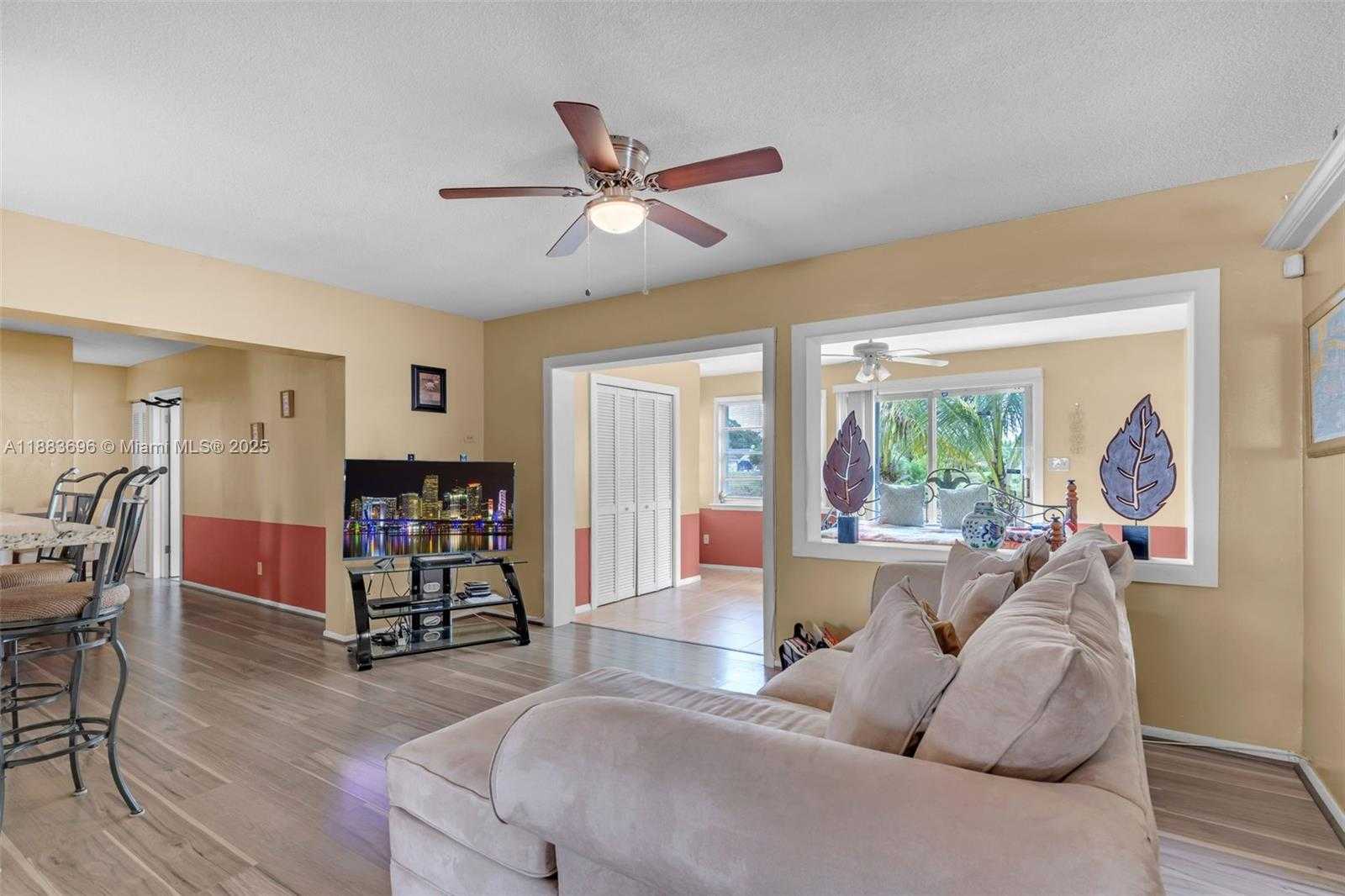 Small Image of 7500 NORTH WEST 66TH TER, Tamarac Number 15