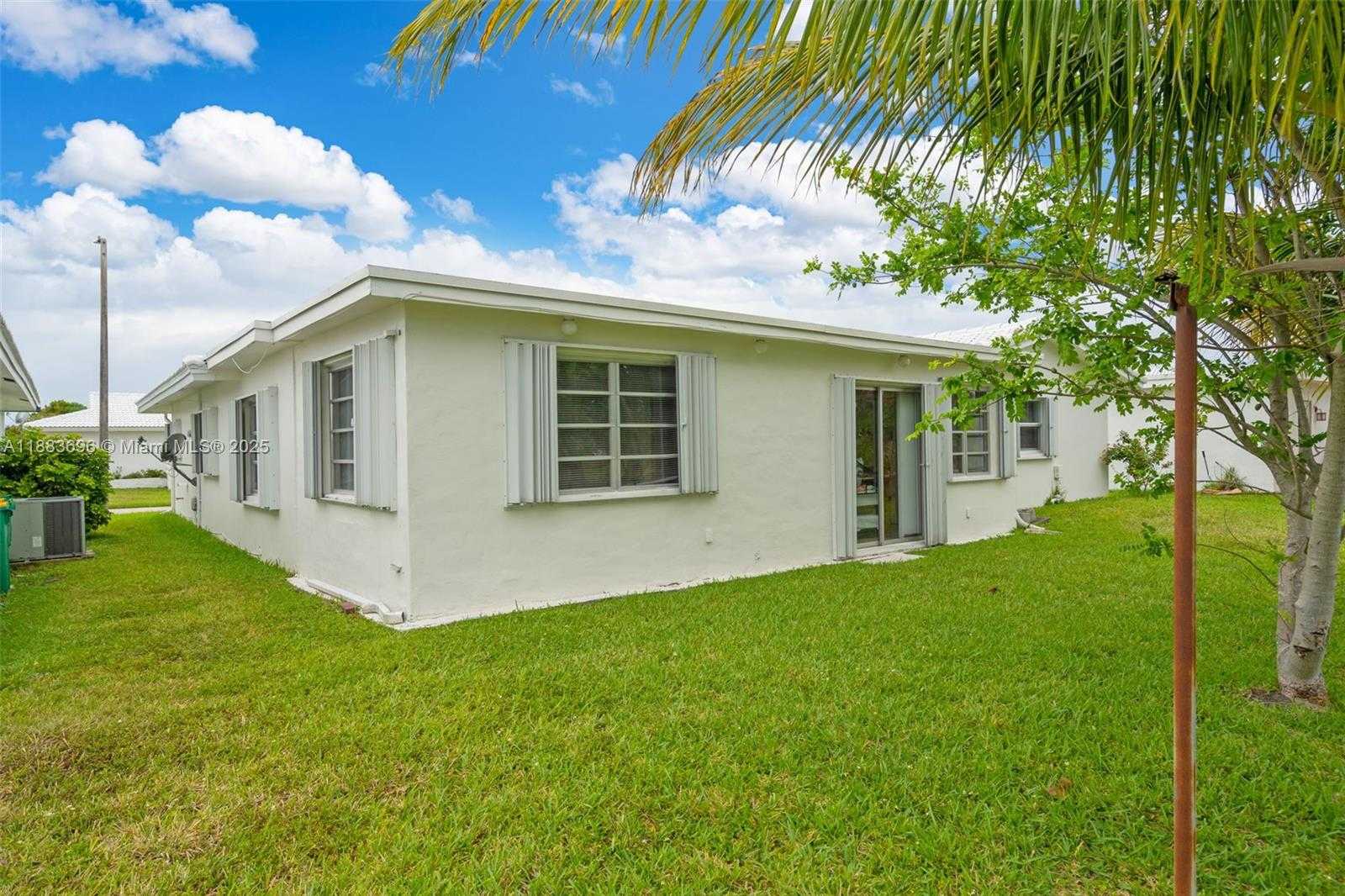 Small Image of 7500 NORTH WEST 66TH TER, Tamarac Number 32