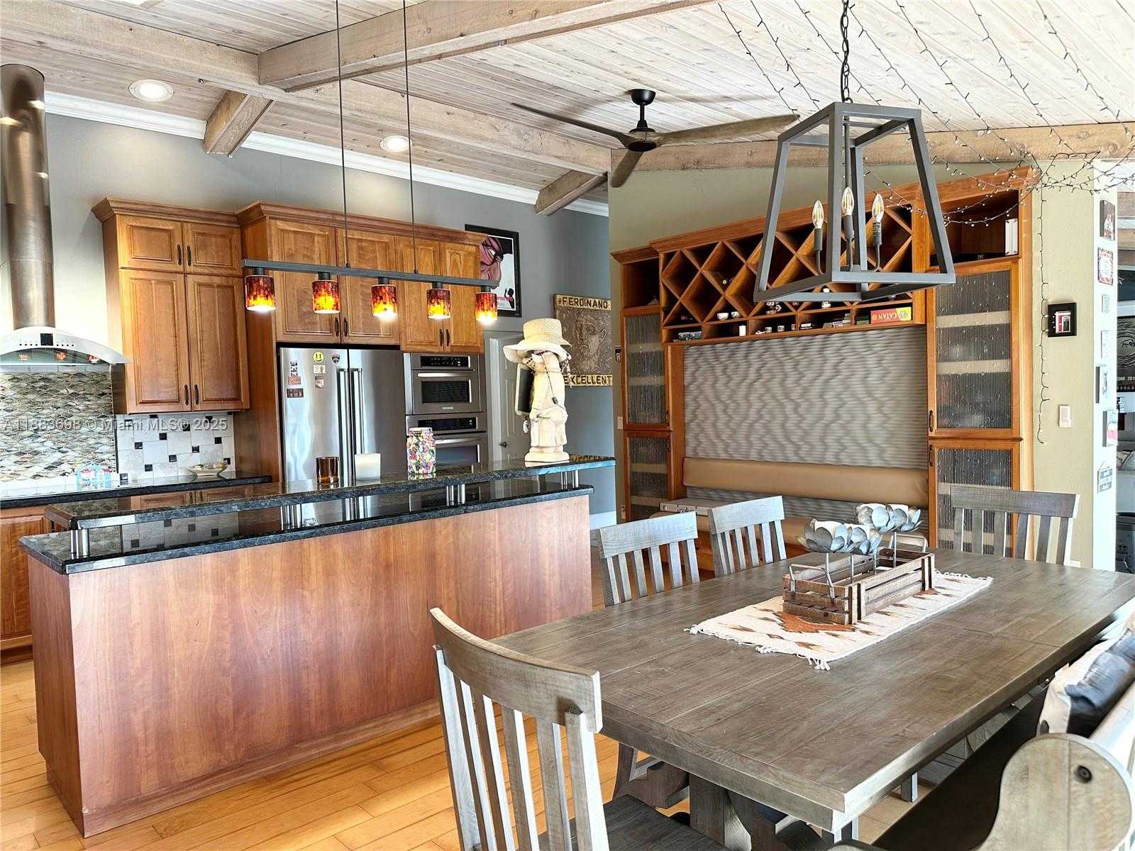 Small Image of 960 BAYBERRY POINT DR, Plantation Number 12
