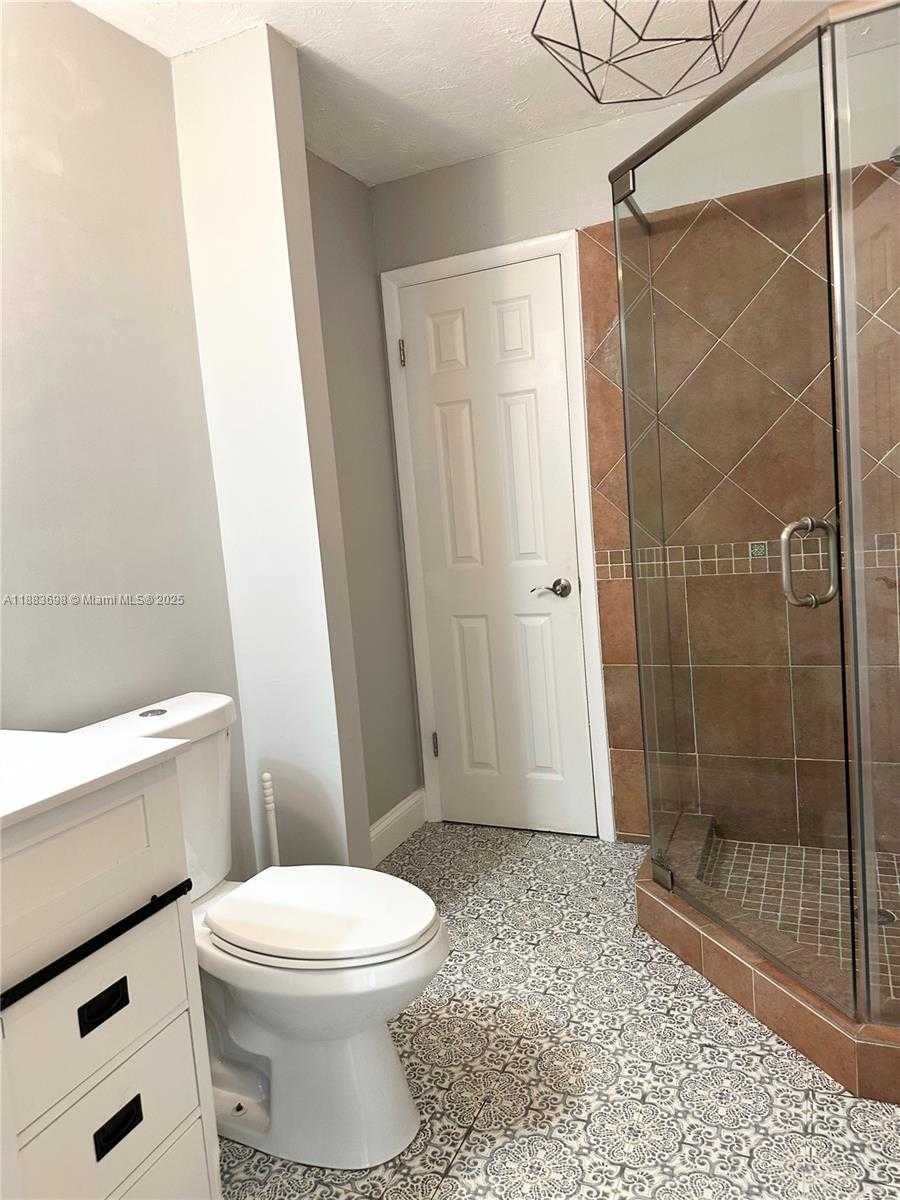 Small Image of 960 BAYBERRY POINT DR, Plantation Number 29