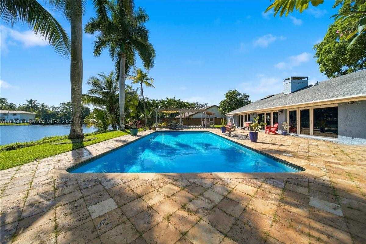 Small Image of 960 BAYBERRY POINT DR, Plantation Number 44