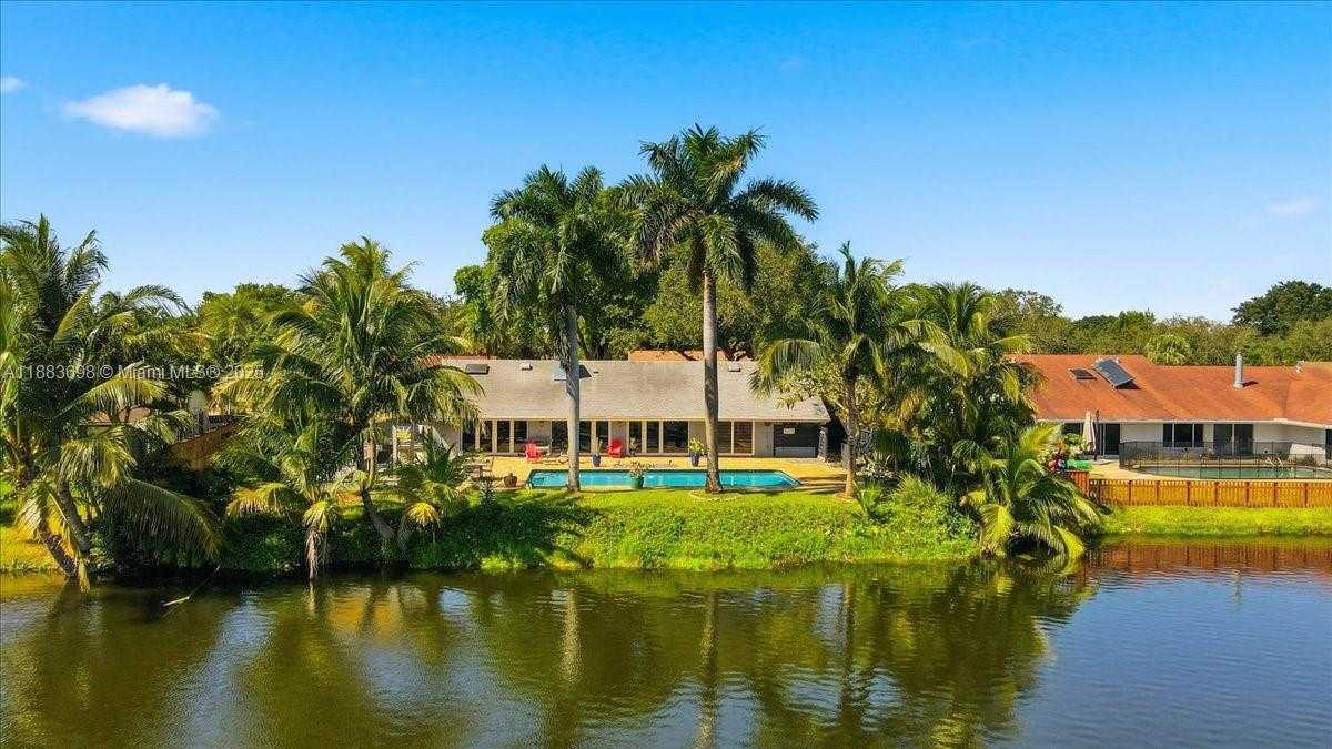 Small Image of 960 BAYBERRY POINT DR, Plantation Number 48