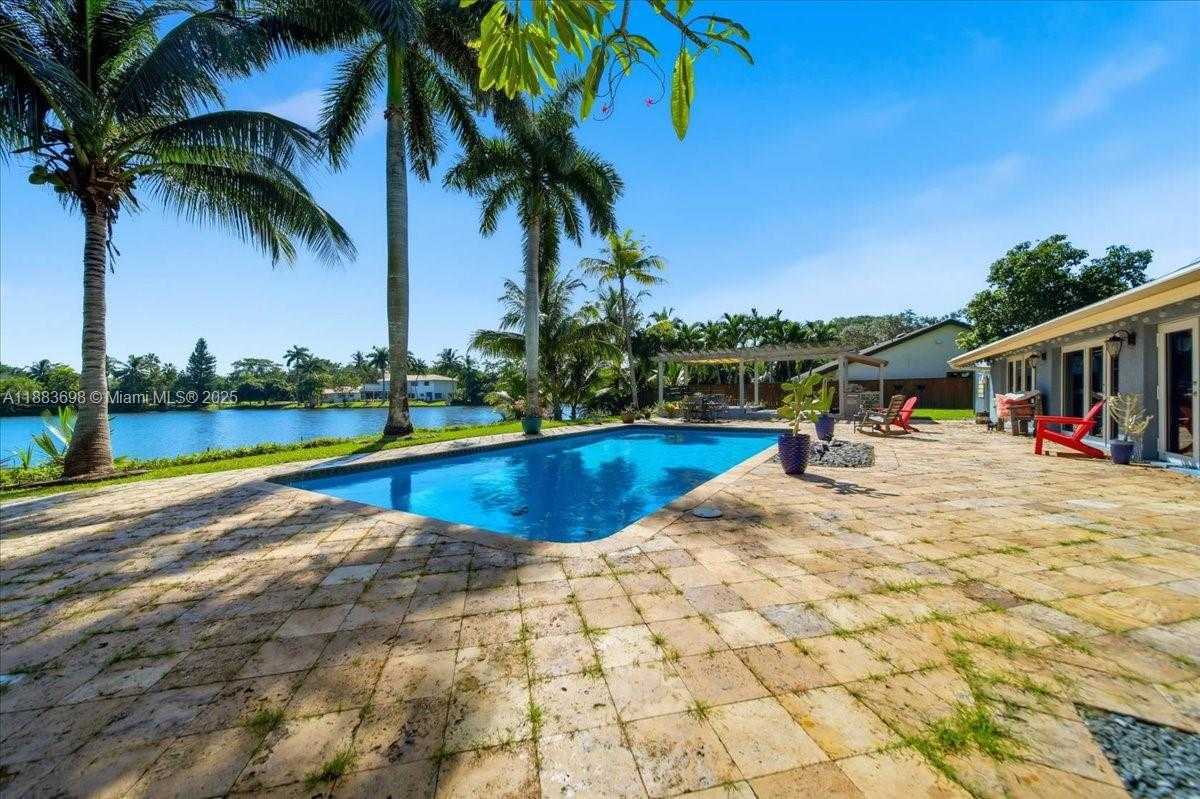 Small Image of 960 BAYBERRY POINT DR, Plantation Number 53