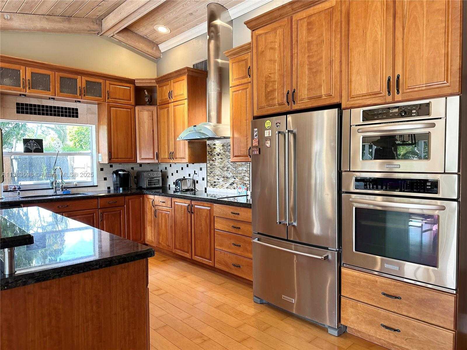 Small Image of 960 BAYBERRY POINT DR, Plantation Number 7