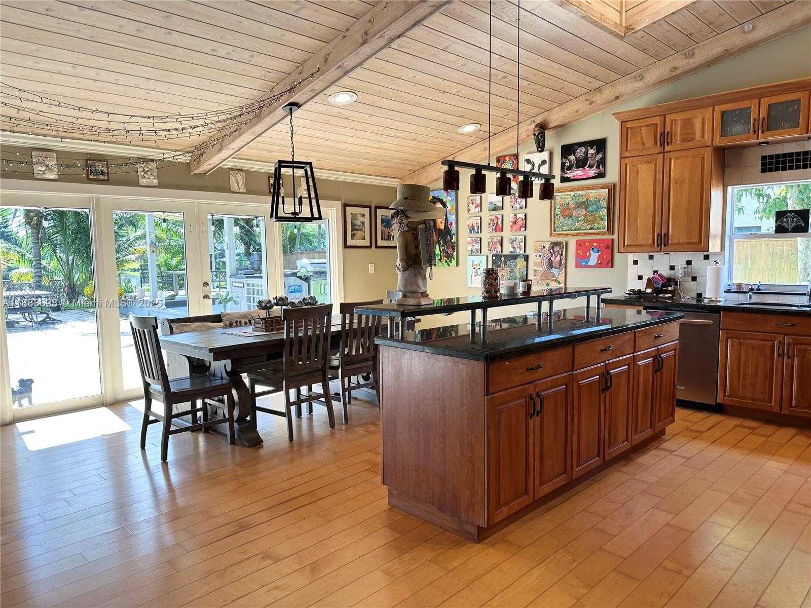 Small Image of 960 BAYBERRY POINT DR, Plantation Number 9