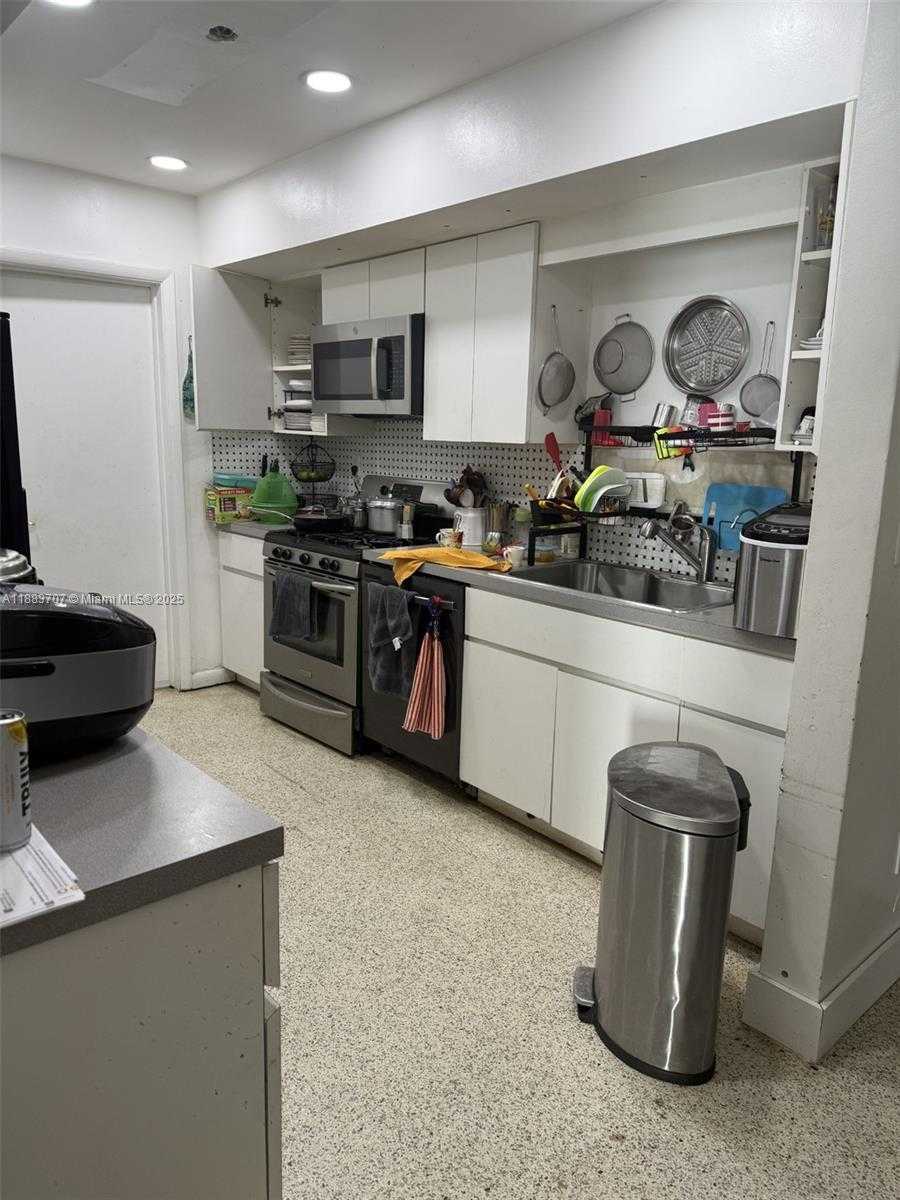 Small Image of 28520 SOUTH WEST 146TH AVE, Homestead Number 6