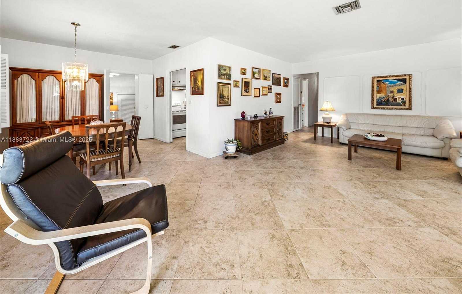 Small Image of 995 SOUTH SHORE DR, Miami Beach Number 11