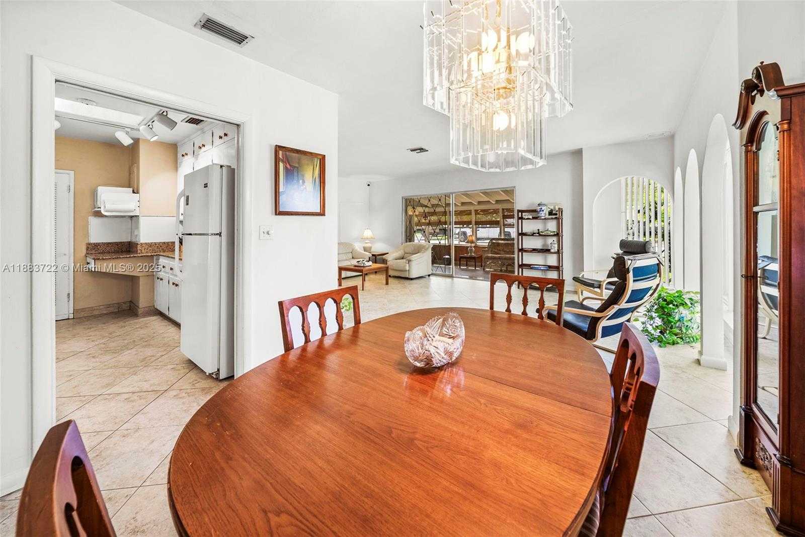 Small Image of 995 SOUTH SHORE DR, Miami Beach Number 13