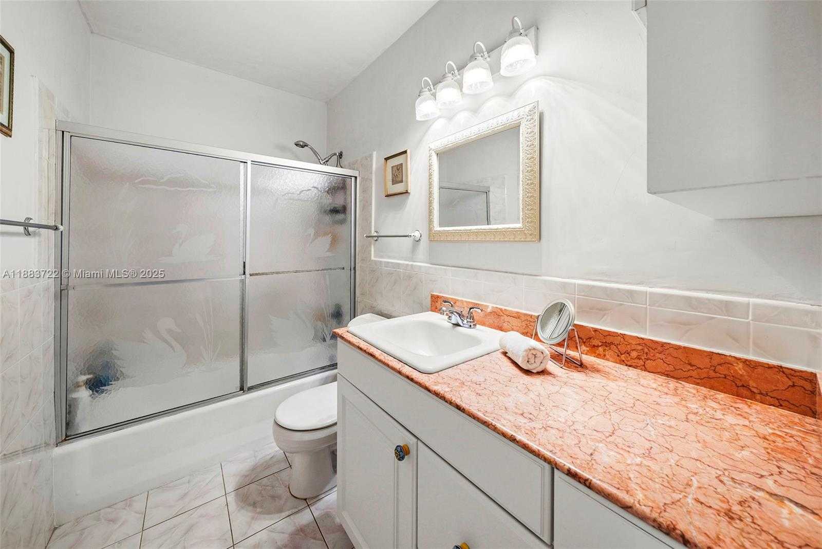 Small Image of 995 SOUTH SHORE DR, Miami Beach Number 24