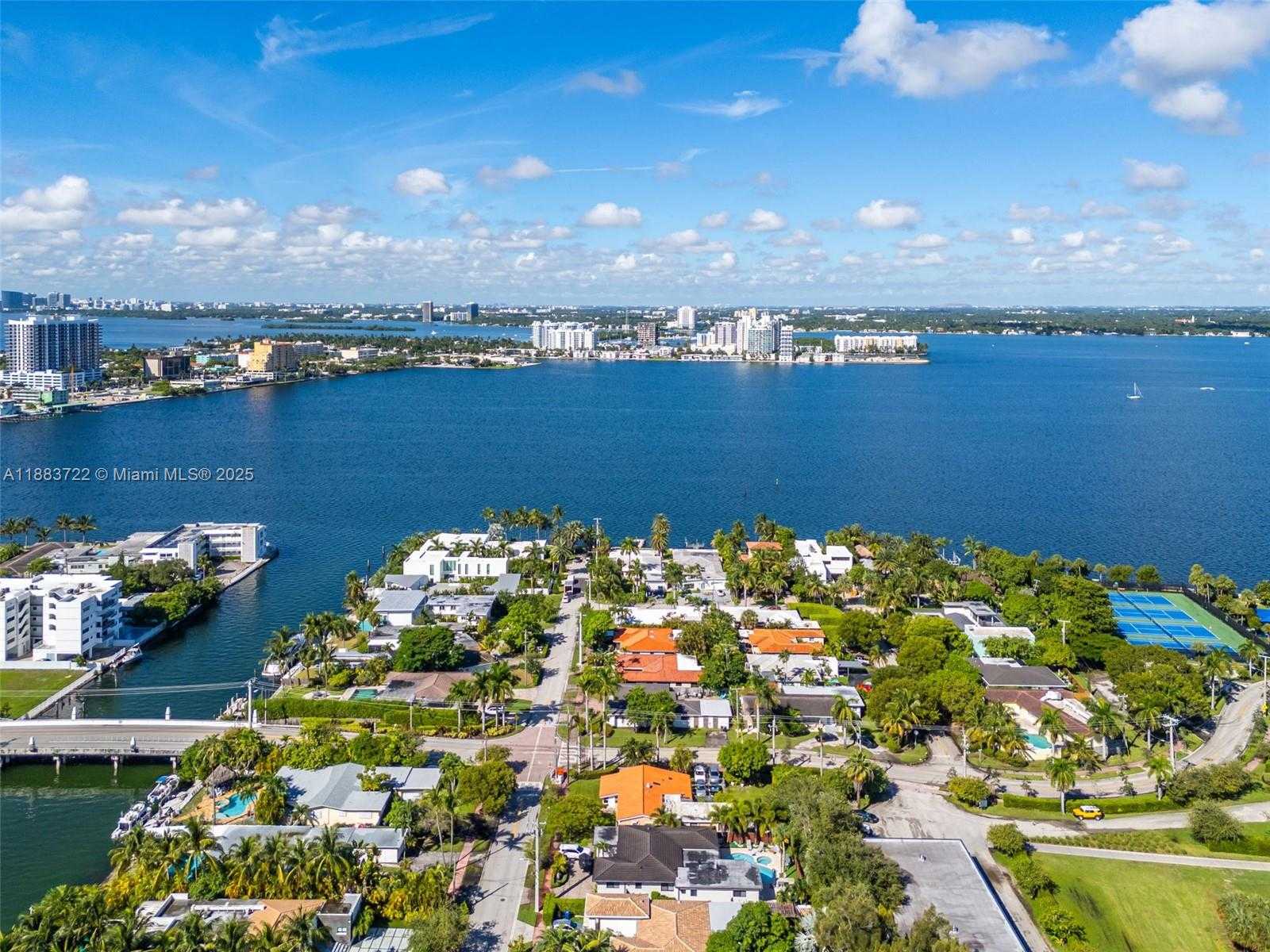 Small Image of 995 SOUTH SHORE DR, Miami Beach Number 29