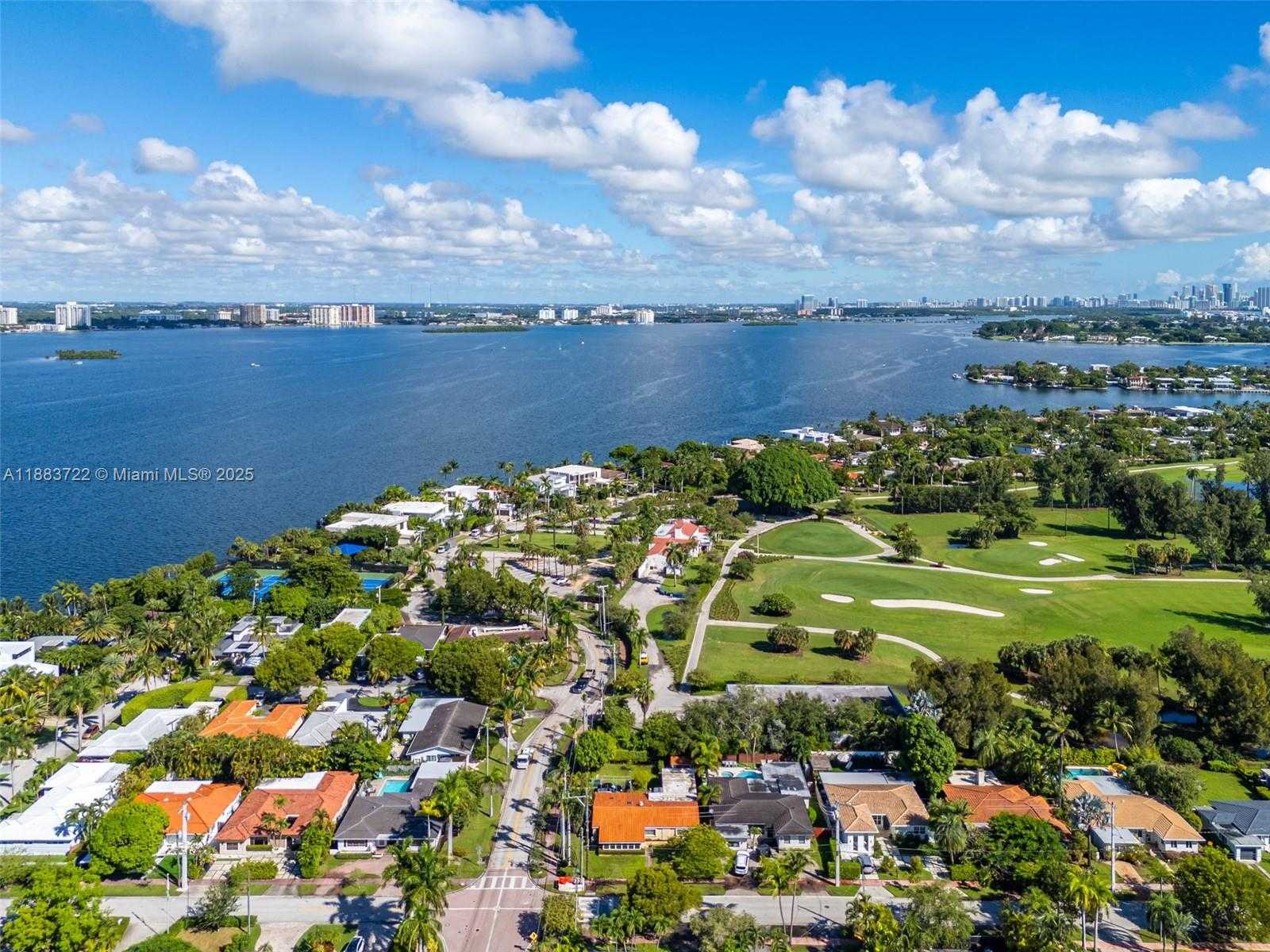 Small Image of 995 SOUTH SHORE DR, Miami Beach Number 31