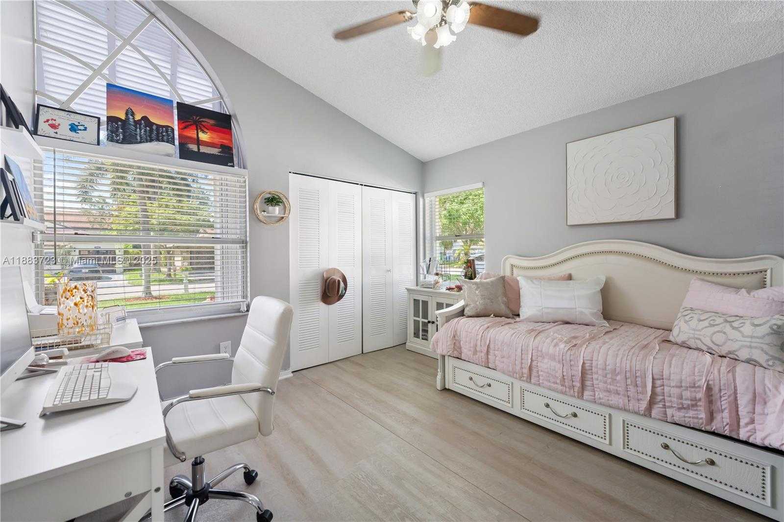 Small Image of 9803 SOUTH WEST 59TH ST, Cooper City Number 27