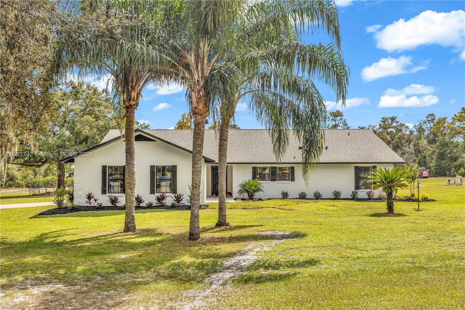 Small Image of 209 NORTH OAKAPPLE TRAIL, Other City - In The State Of Florida Number 12