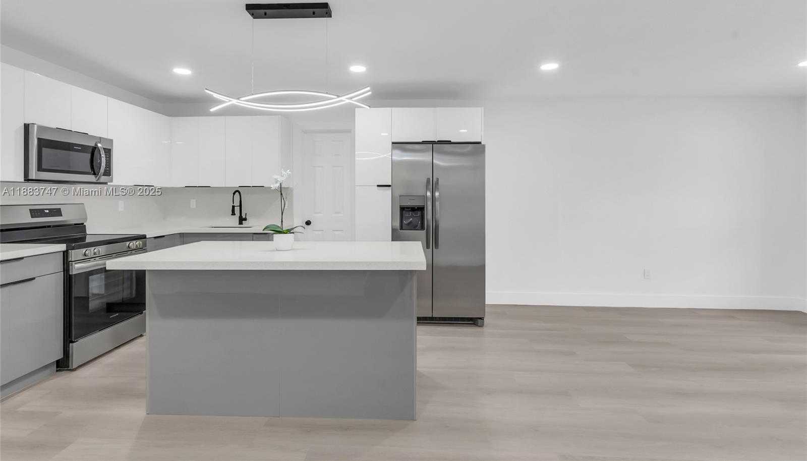 Small Image of 17130 NORTH WEST 51ST PL, Miami Gardens Number 18