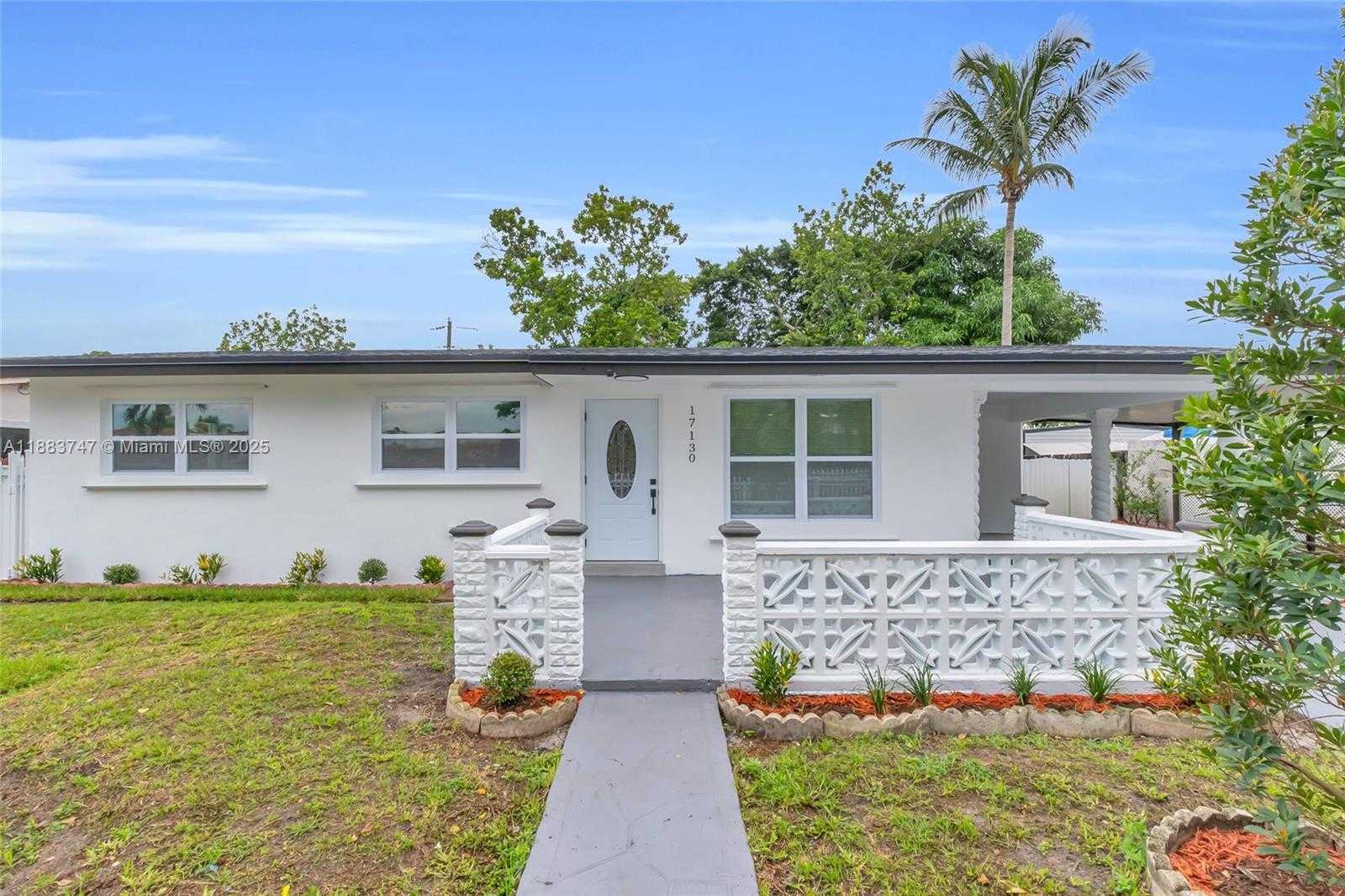 Small Image of 17130 NORTH WEST 51ST PL, Miami Gardens Number 2