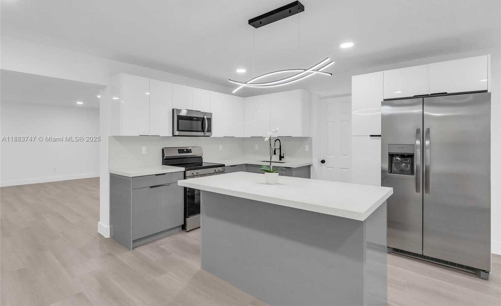 Small Image of 17130 NORTH WEST 51ST PL, Miami Gardens Number 21