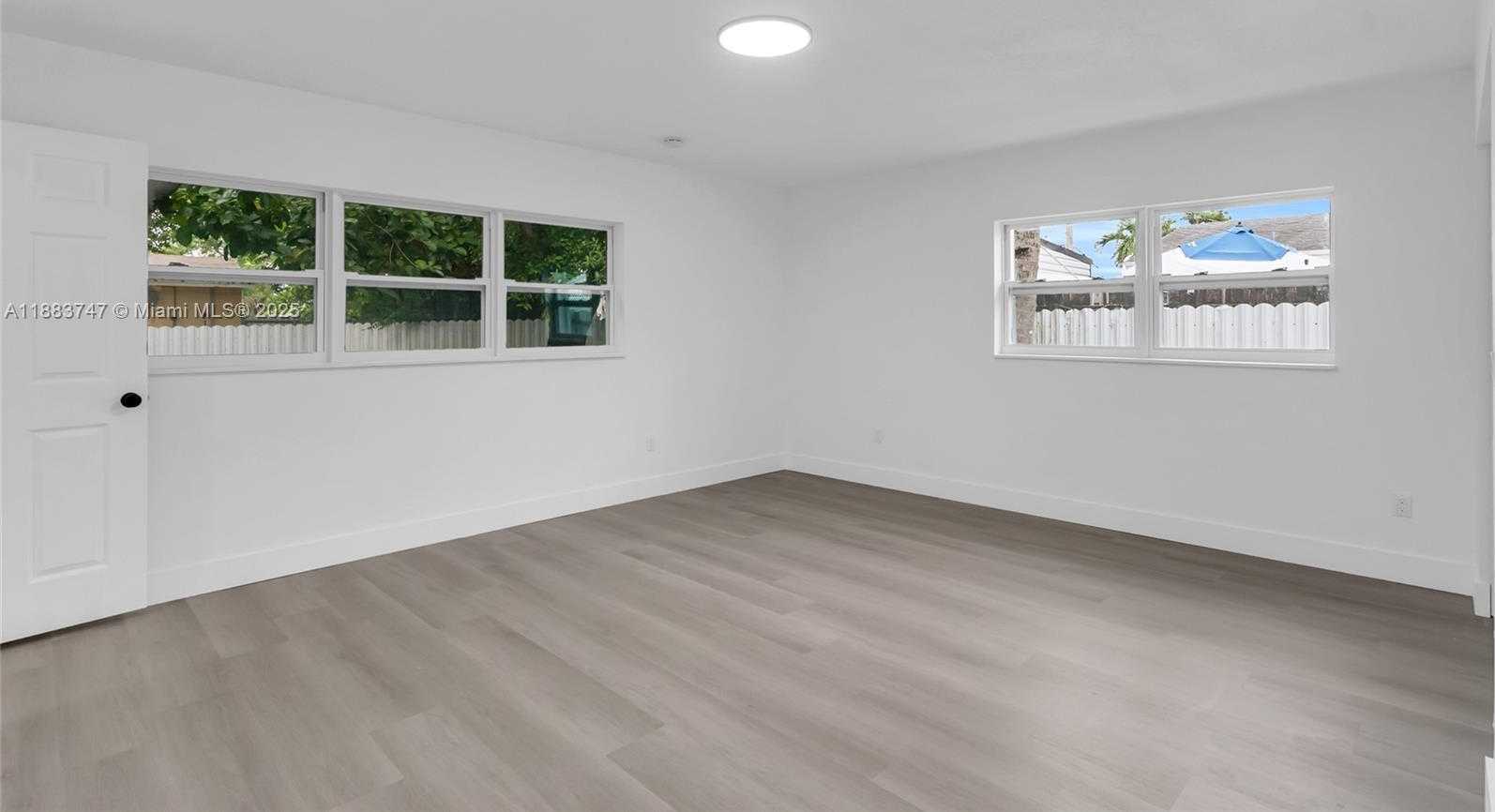 Small Image of 17130 NORTH WEST 51ST PL, Miami Gardens Number 28