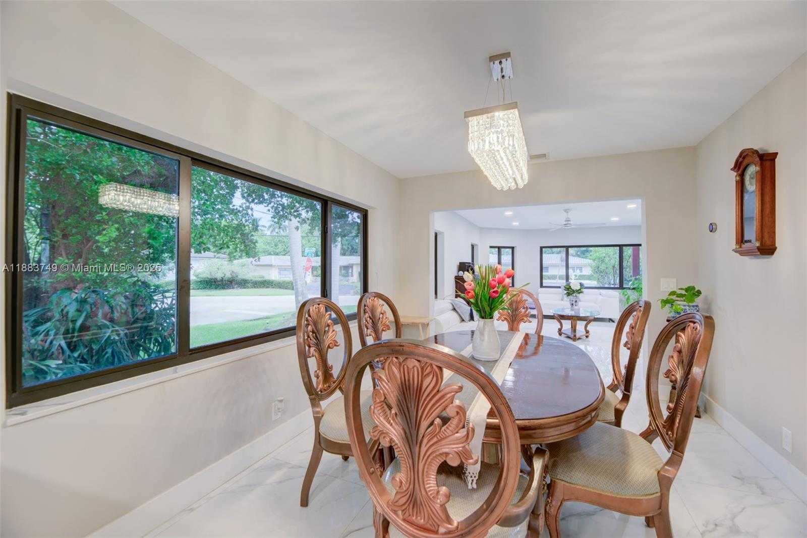Small Image of 11490 WEST BISCAYNE CANAL RD, Miami Number 12