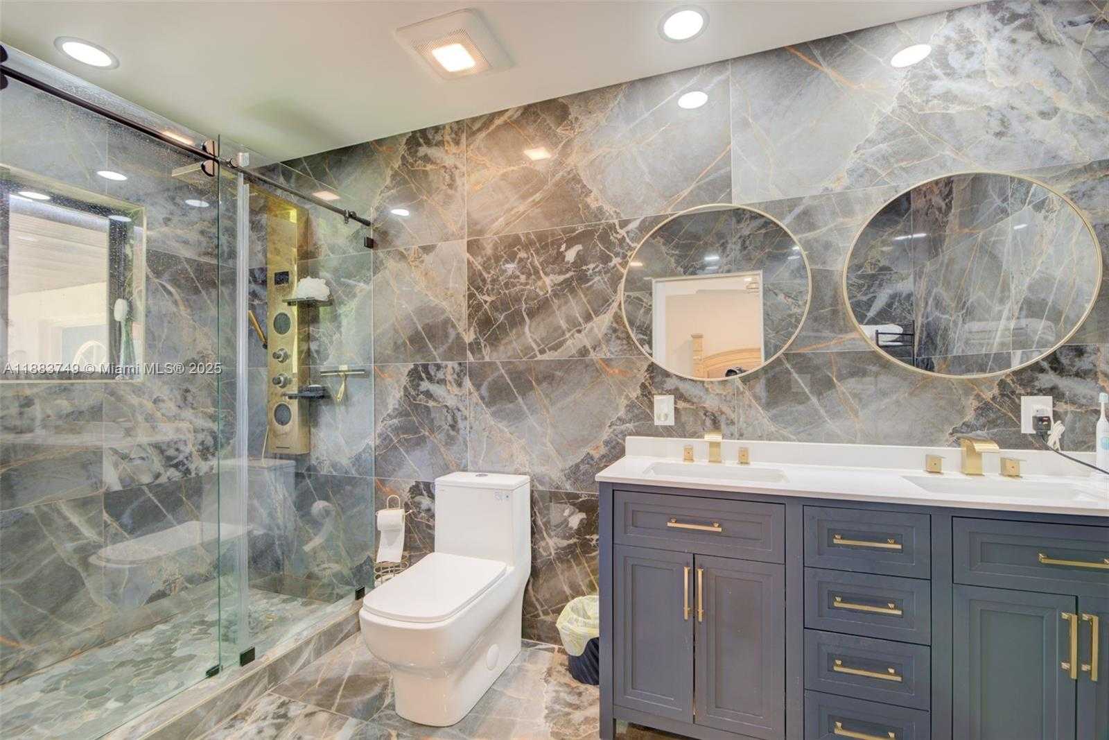 Small Image of 11490 WEST BISCAYNE CANAL RD, Miami Number 21