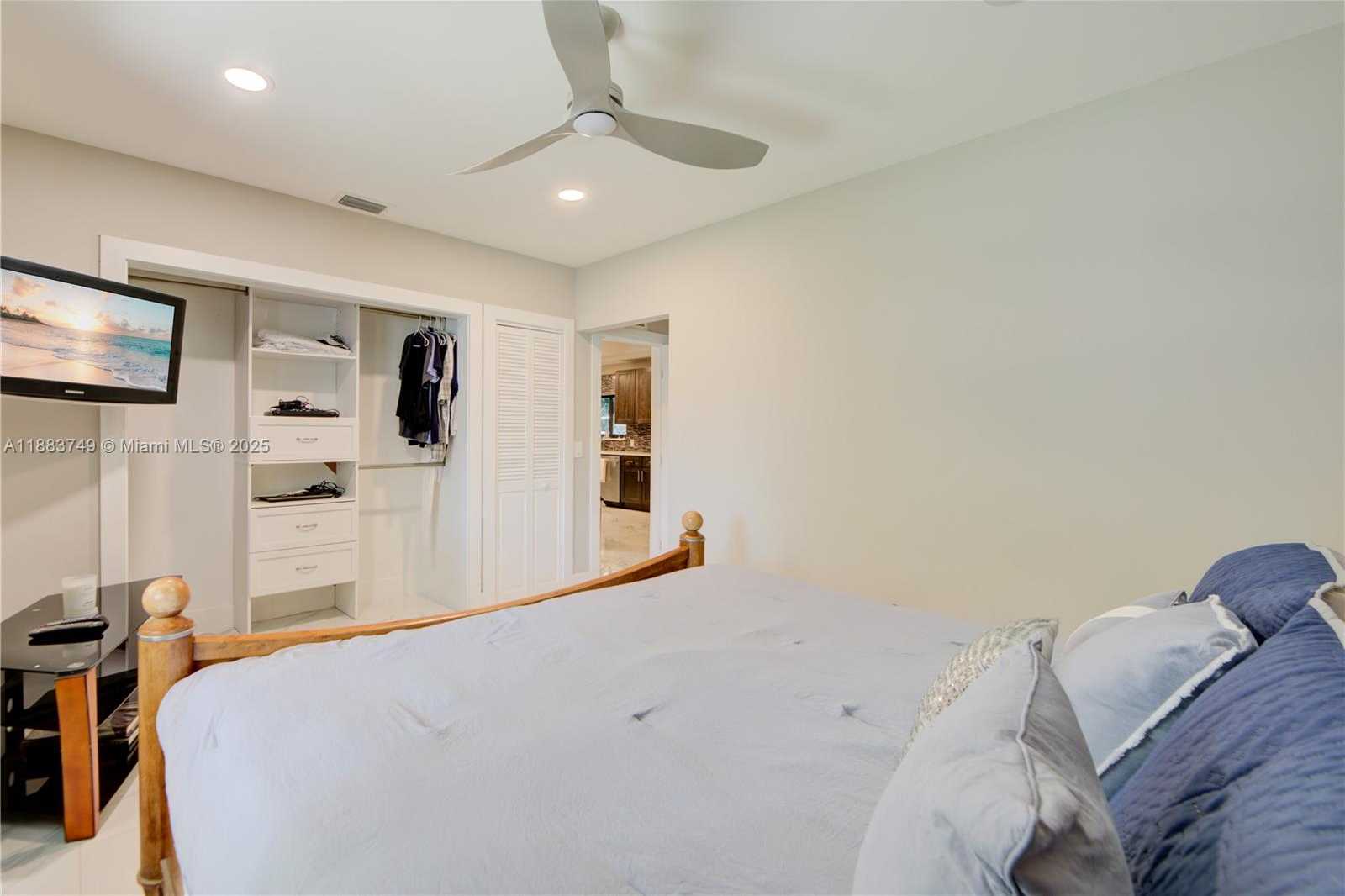 Small Image of 11490 WEST BISCAYNE CANAL RD, Miami Number 24