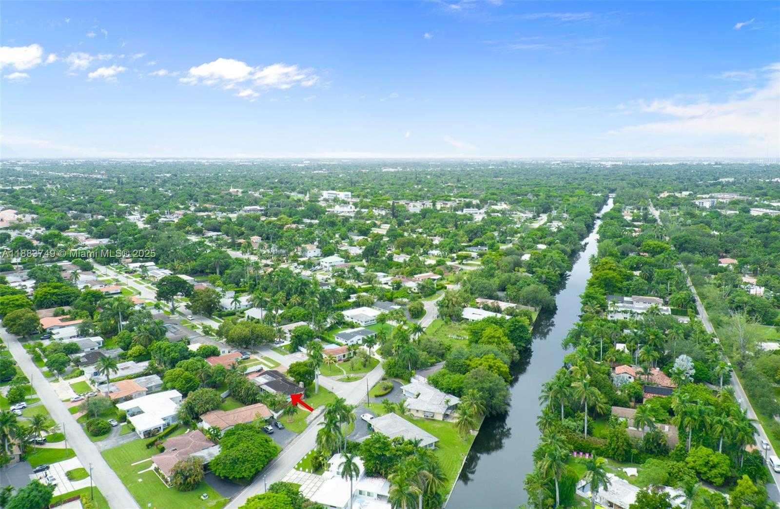 Small Image of 11490 WEST BISCAYNE CANAL RD, Miami Number 42