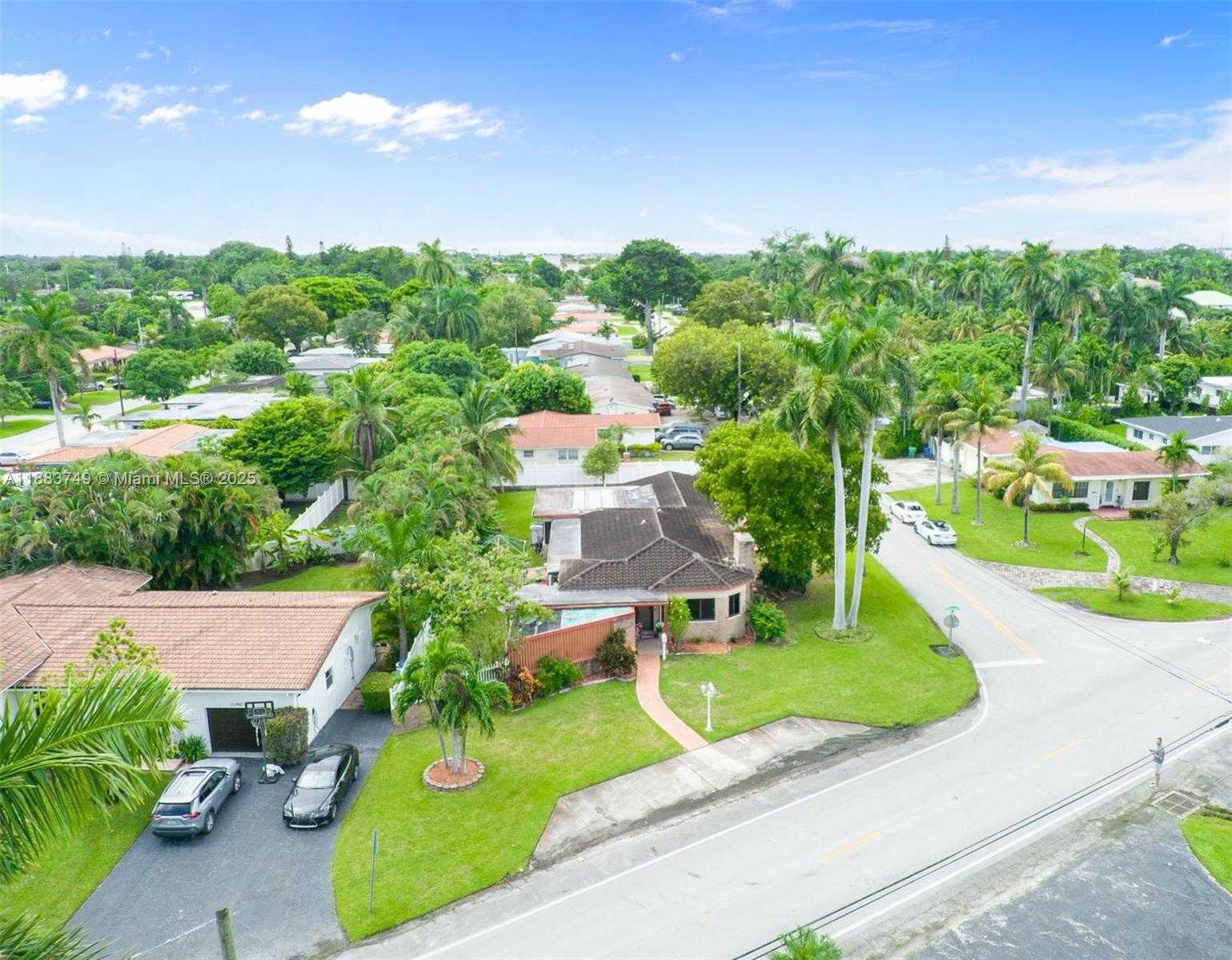 Small Image of 11490 WEST BISCAYNE CANAL RD, Miami Number 44