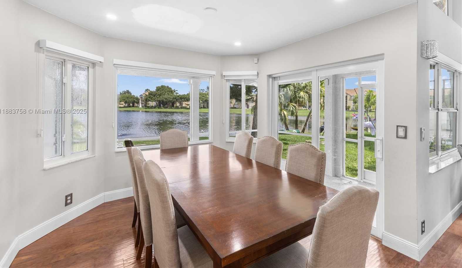 Small Image of 10931 SOUTH WEST 10TH PL, Davie Number 26