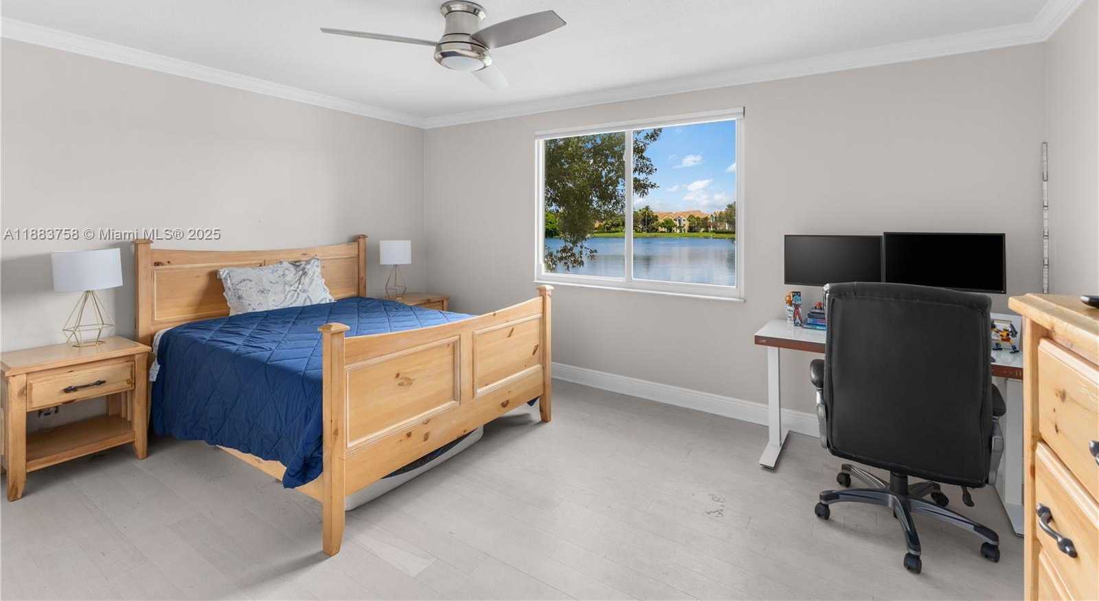 Small Image of 10931 SOUTH WEST 10TH PL, Davie Number 38