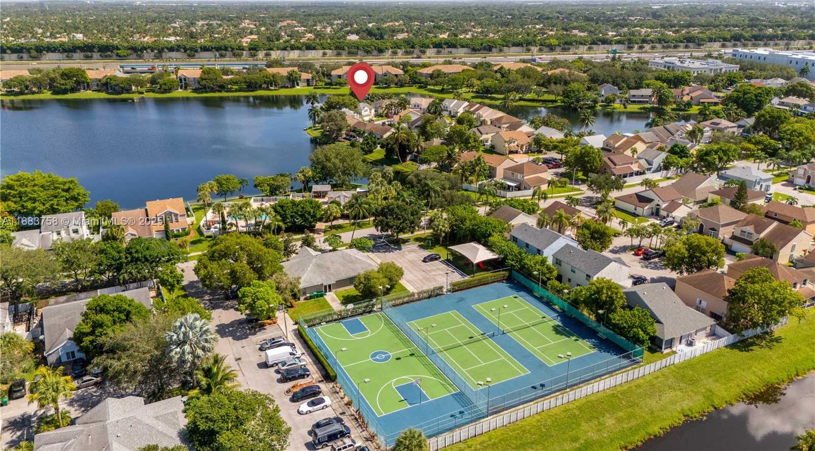 Small Image of 10931 SOUTH WEST 10TH PL, Davie Number 44