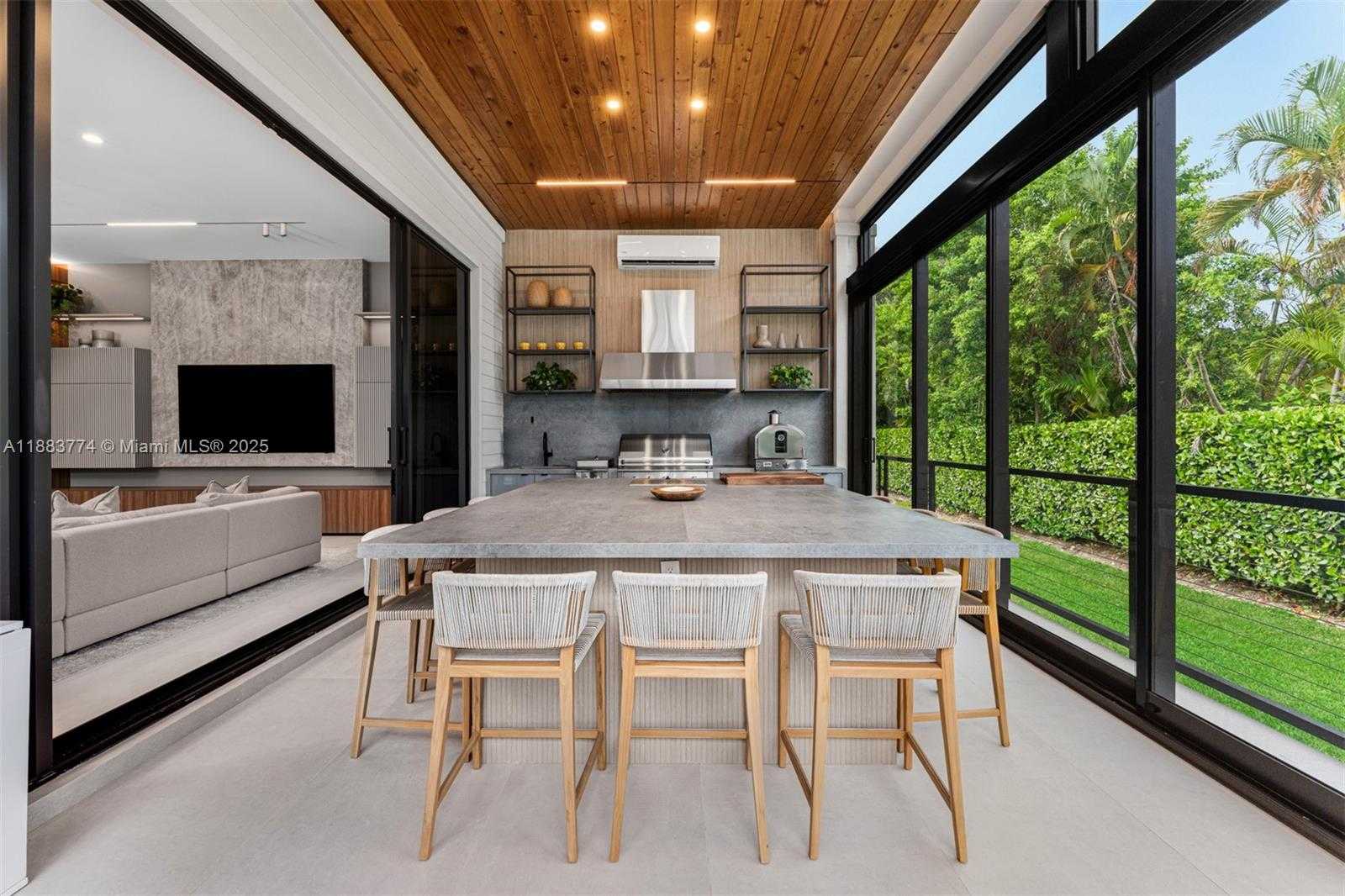 Small Image of 13120 OLD CUTLER RD, Pinecrest Number 15